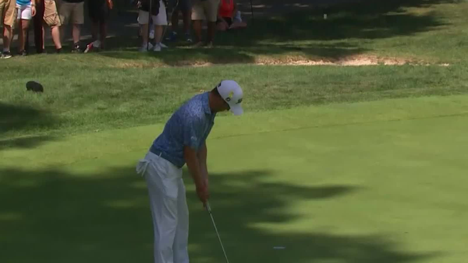 Justin Thomas’ 129-yard approach yields birdie putt at Bridgestone