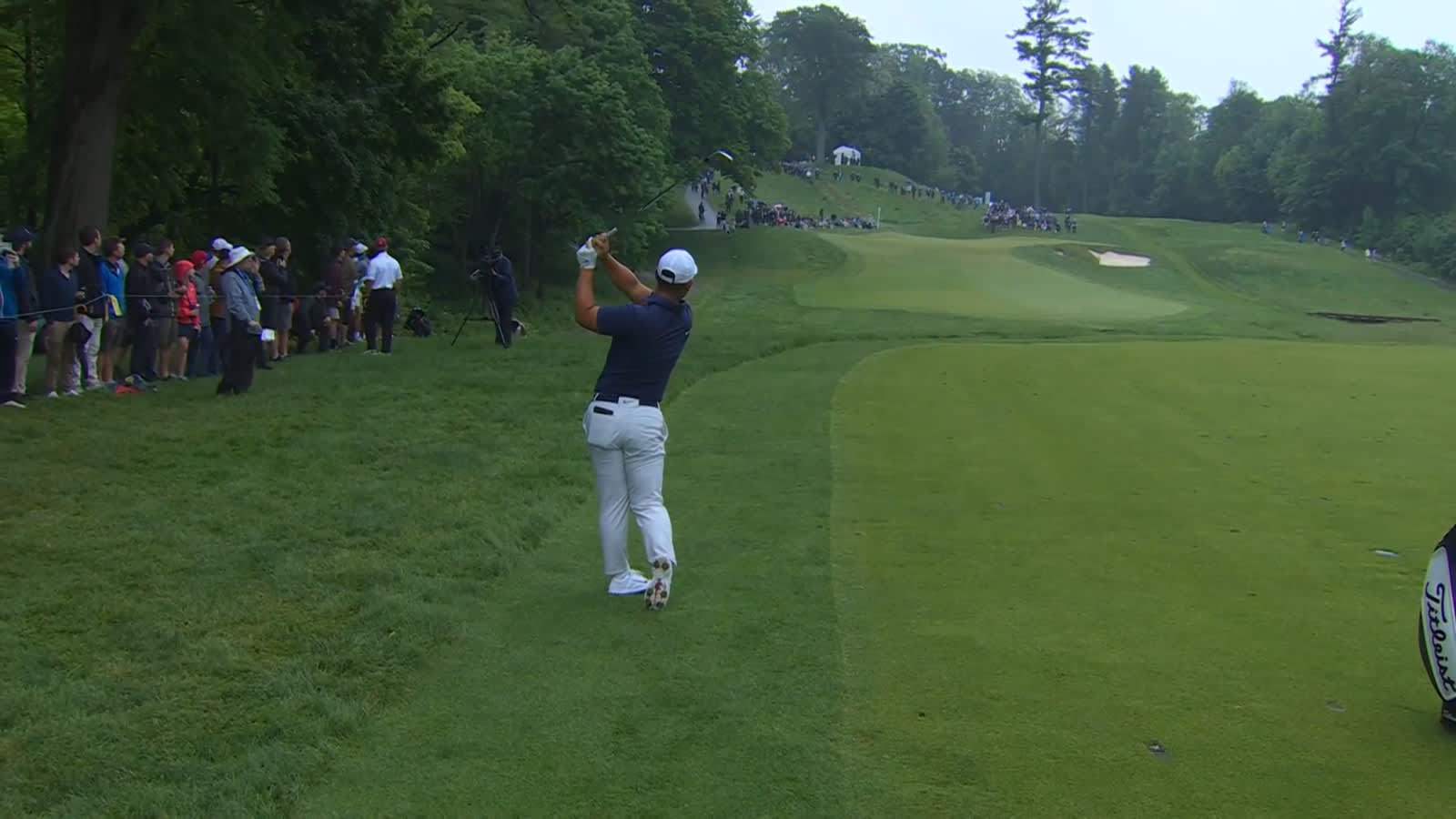 Tom Kim dials in approach to set up birdie at RBC Canadian