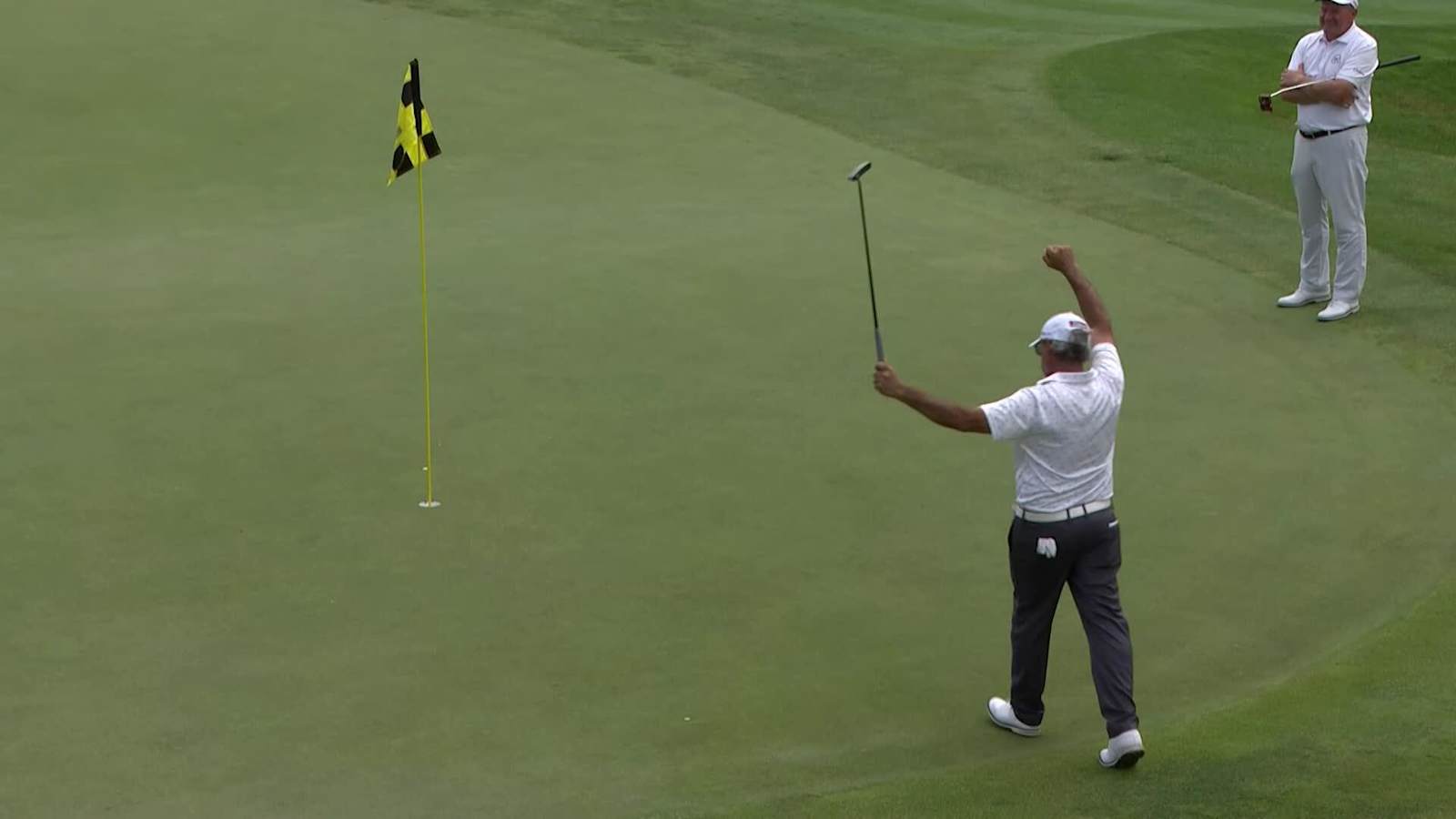 Carlos Franco rolls in putt from the fringe for birdie at DICK'S