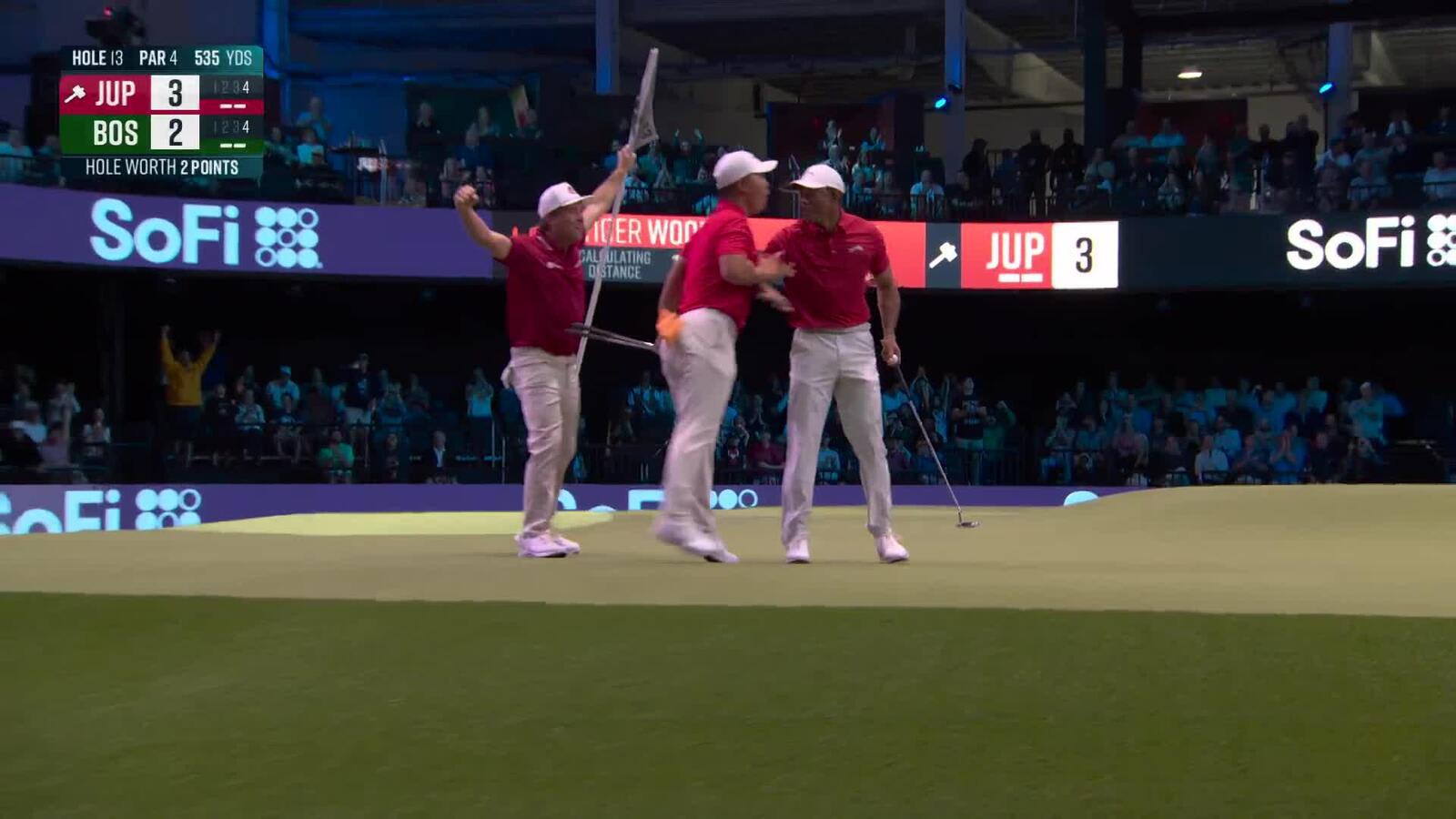 Tiger Woods, Rory McIlroy trade clutch par putts at TGL