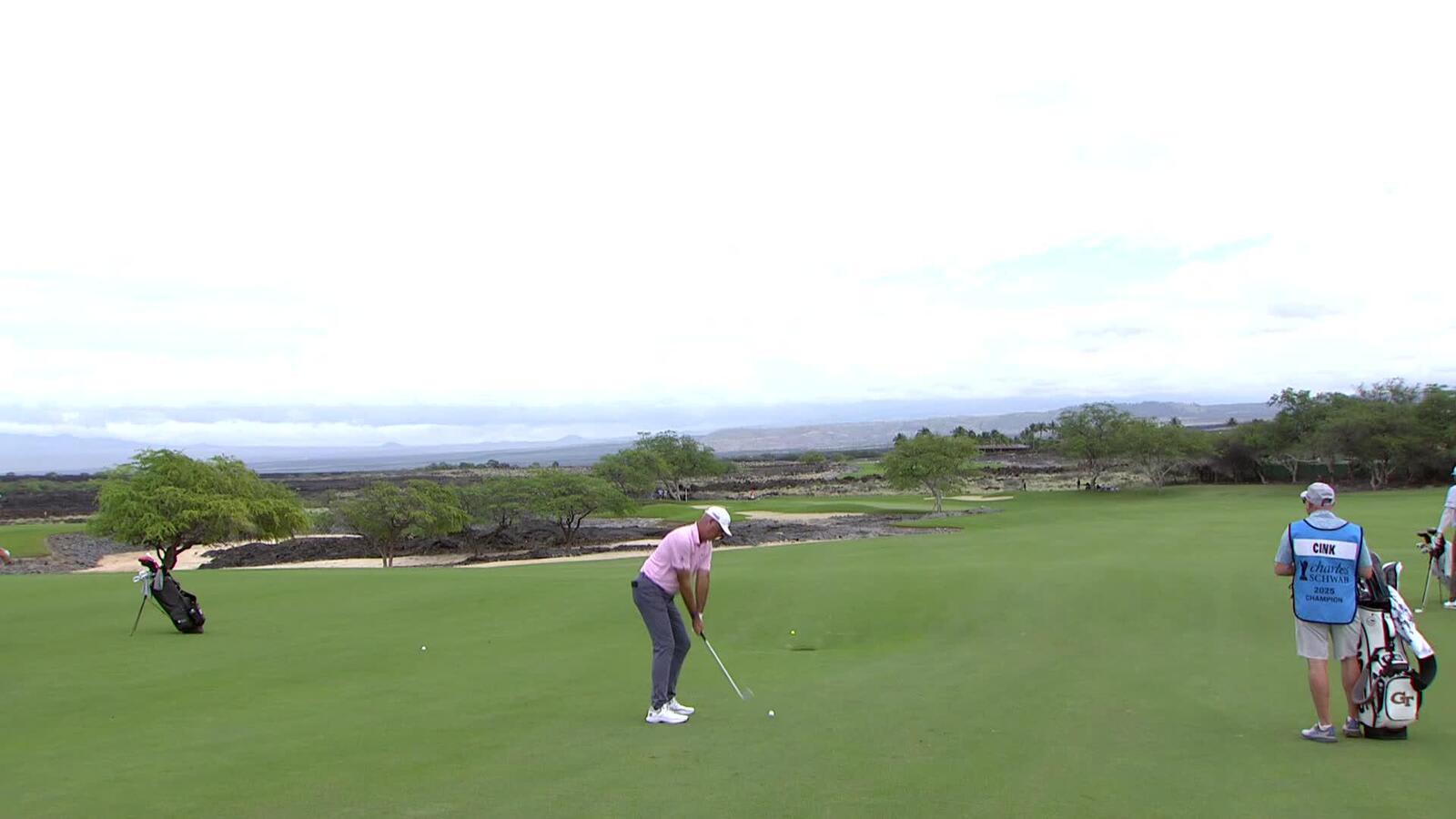Stewart Cink makes birdie on No. 10 at Mitsubishi Electric Championship at Hualalai