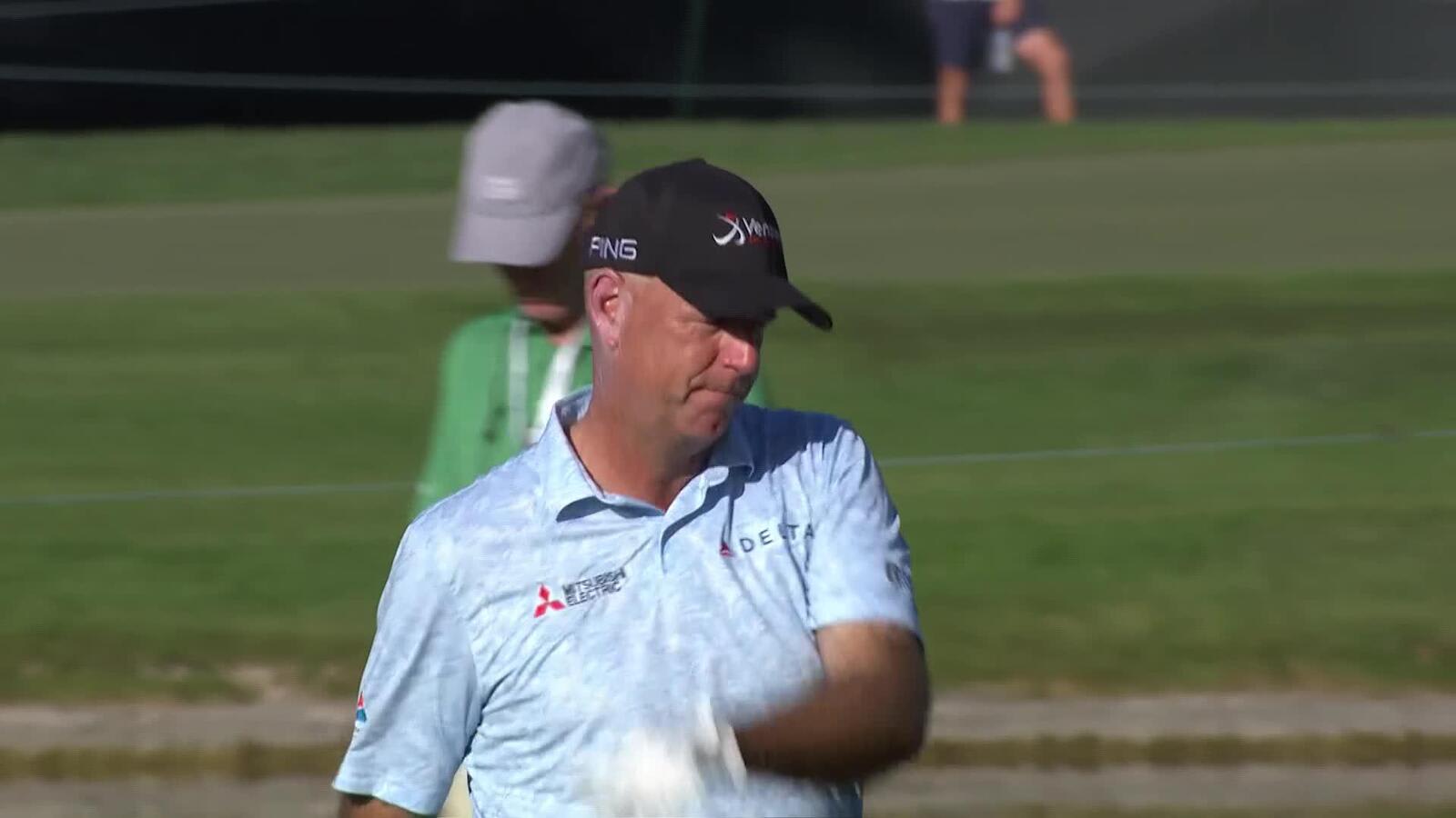 Stewart Cink makes birdie on No. 12 at Charles Schwab Cup Championship