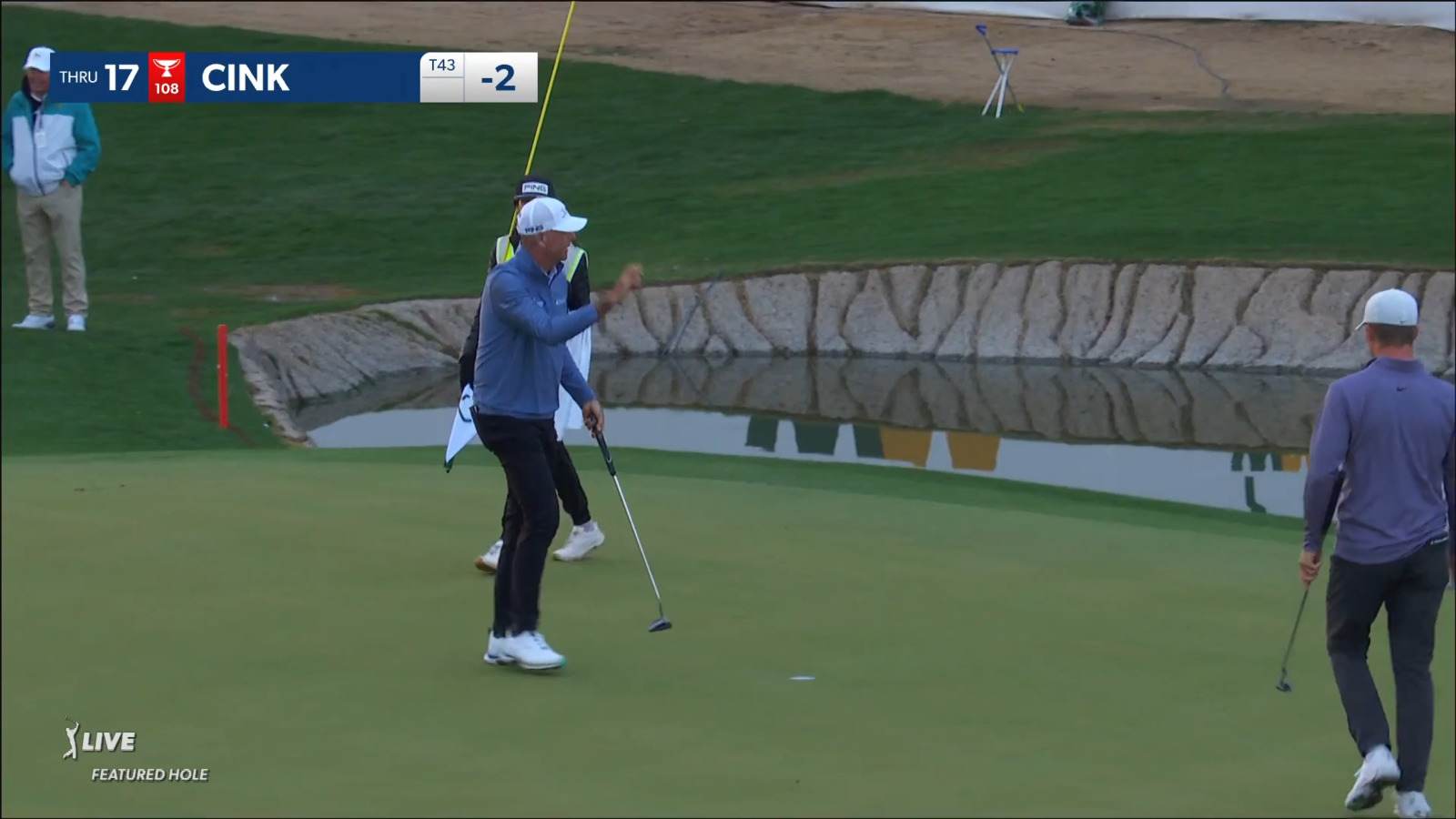 Stewart Cink gets up-and-down for birdie at WM Phoenix Open