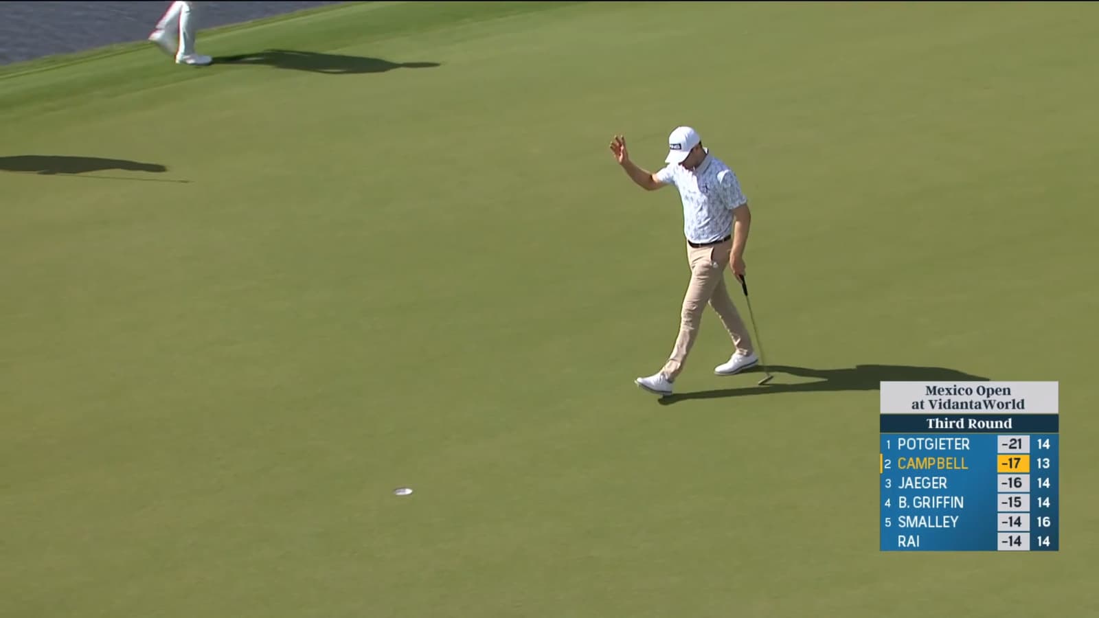 Brian Campbell makes 13-foot birdie putt at Mexico Open