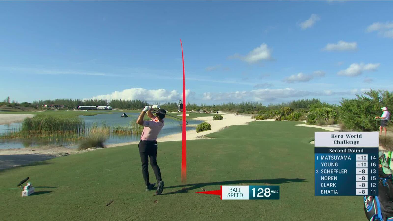 Cameron Young sinks 20-foot birdie putt on No. 17 at Hero World Challenge