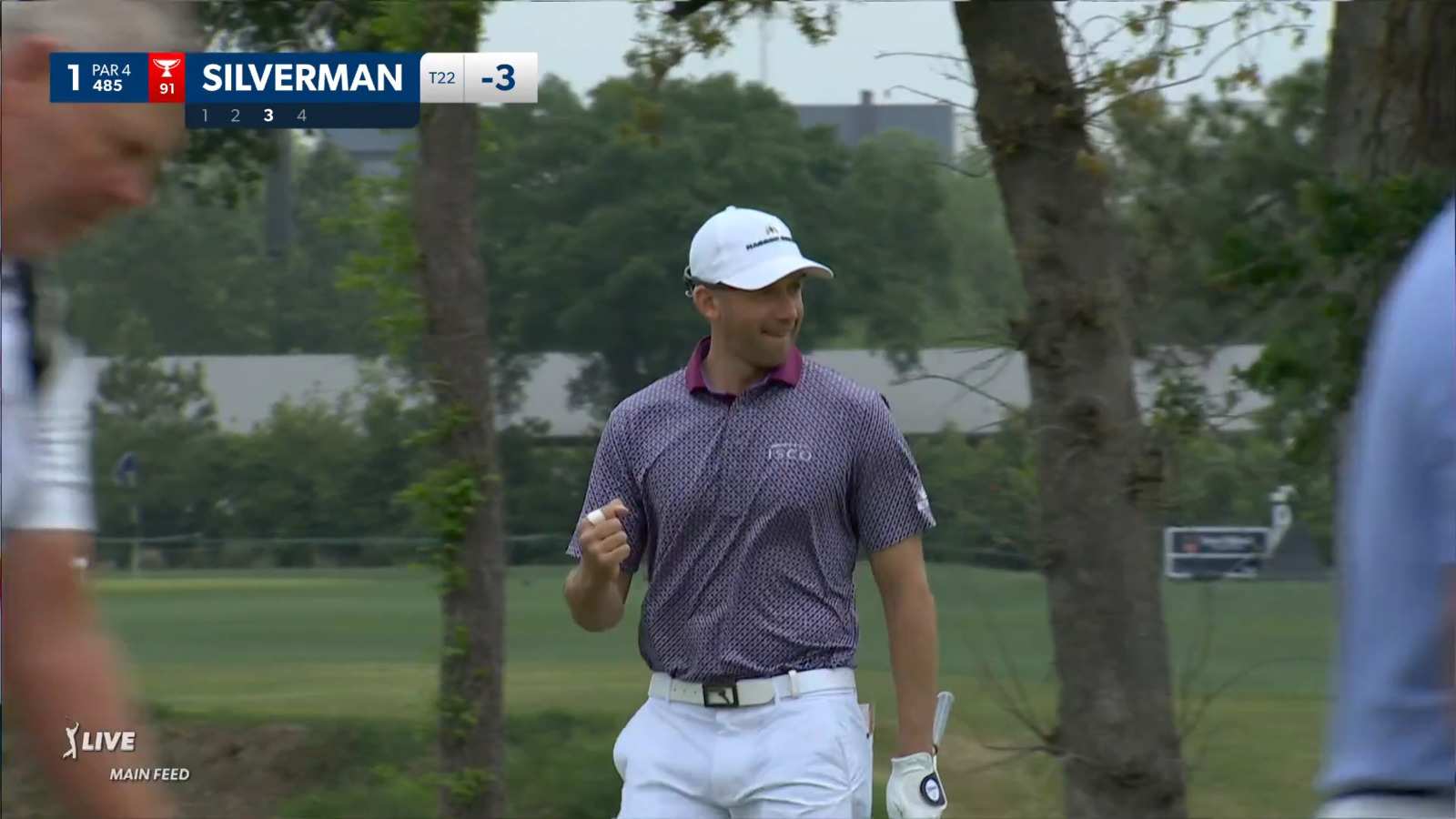 Ben Silverman holes chip shot for birdie from 60 feet at Houston Open