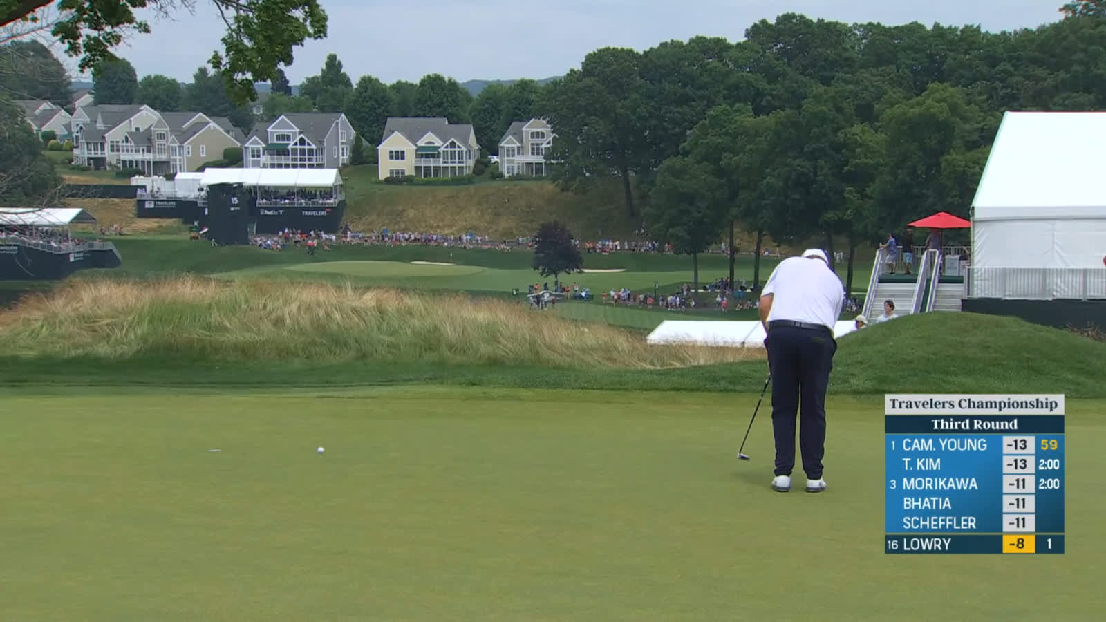 Shane Lowry drains putt for birdie at Travelers