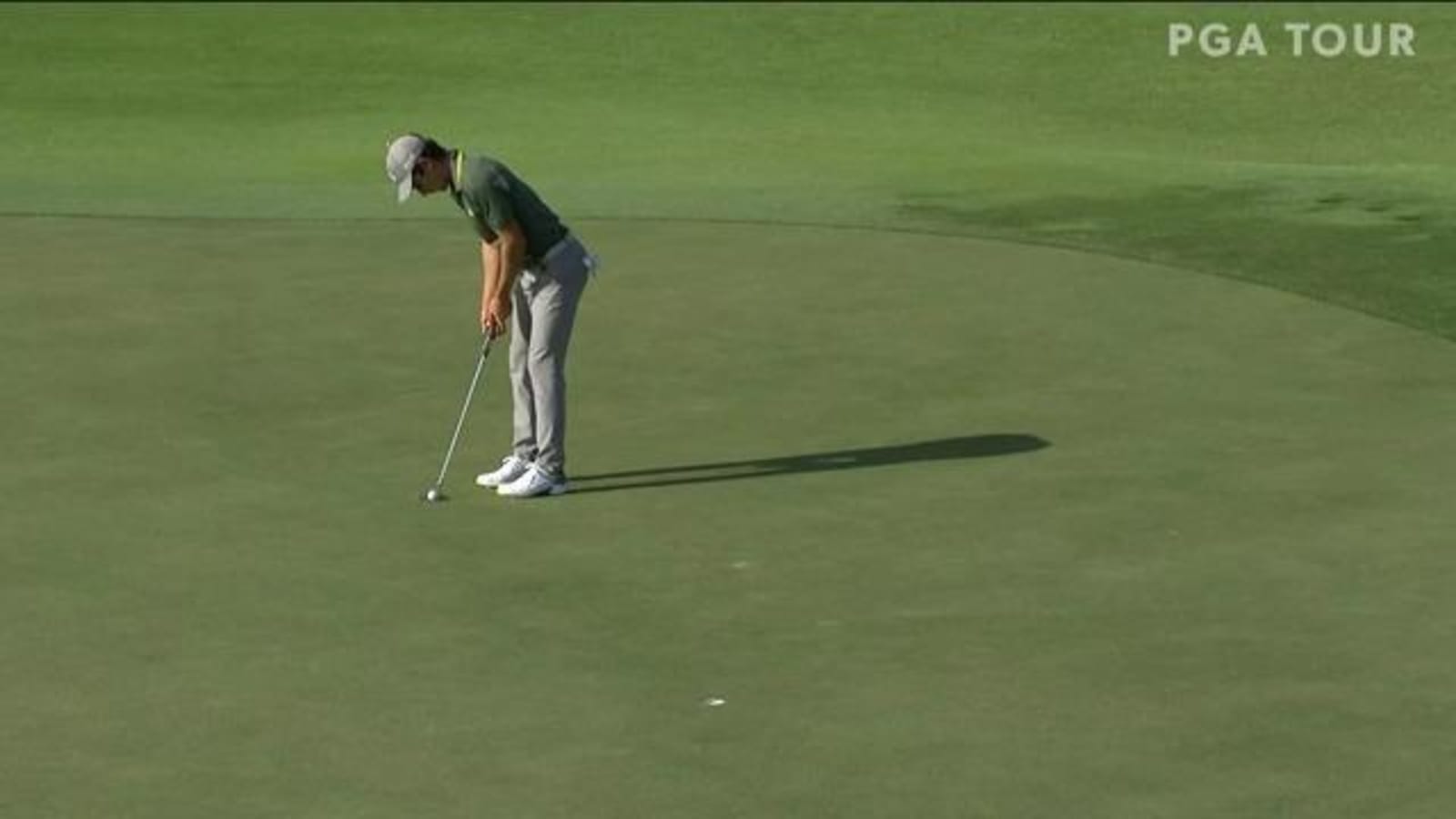 Joaquin Niemann sinks 14-footer for birdie at Sony Open