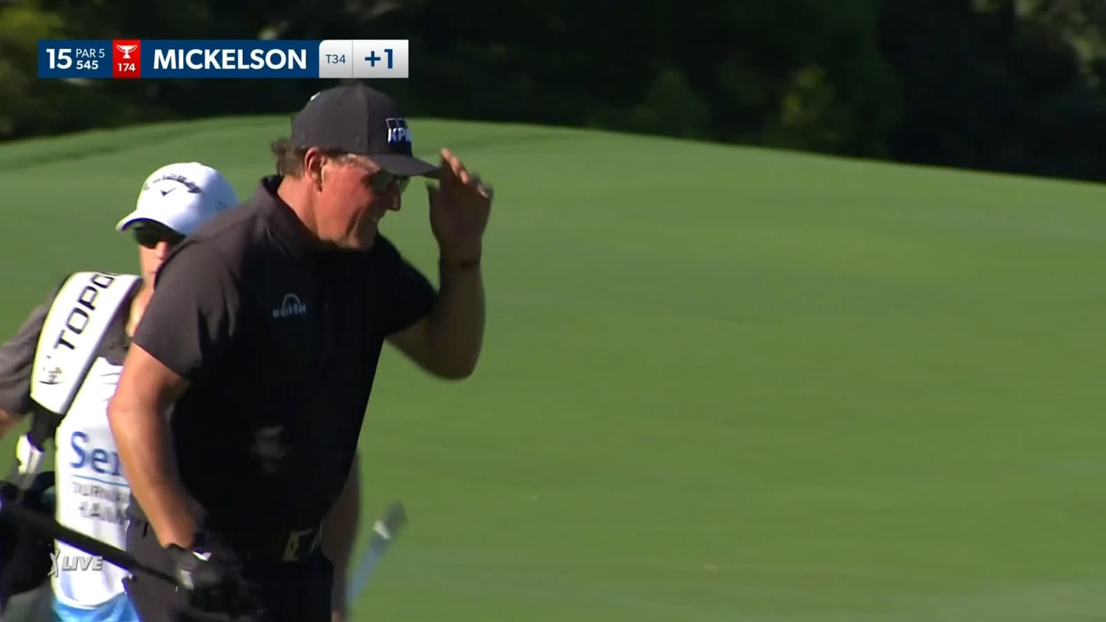 Phil Mickelson's wedge yields birdie at Sentry