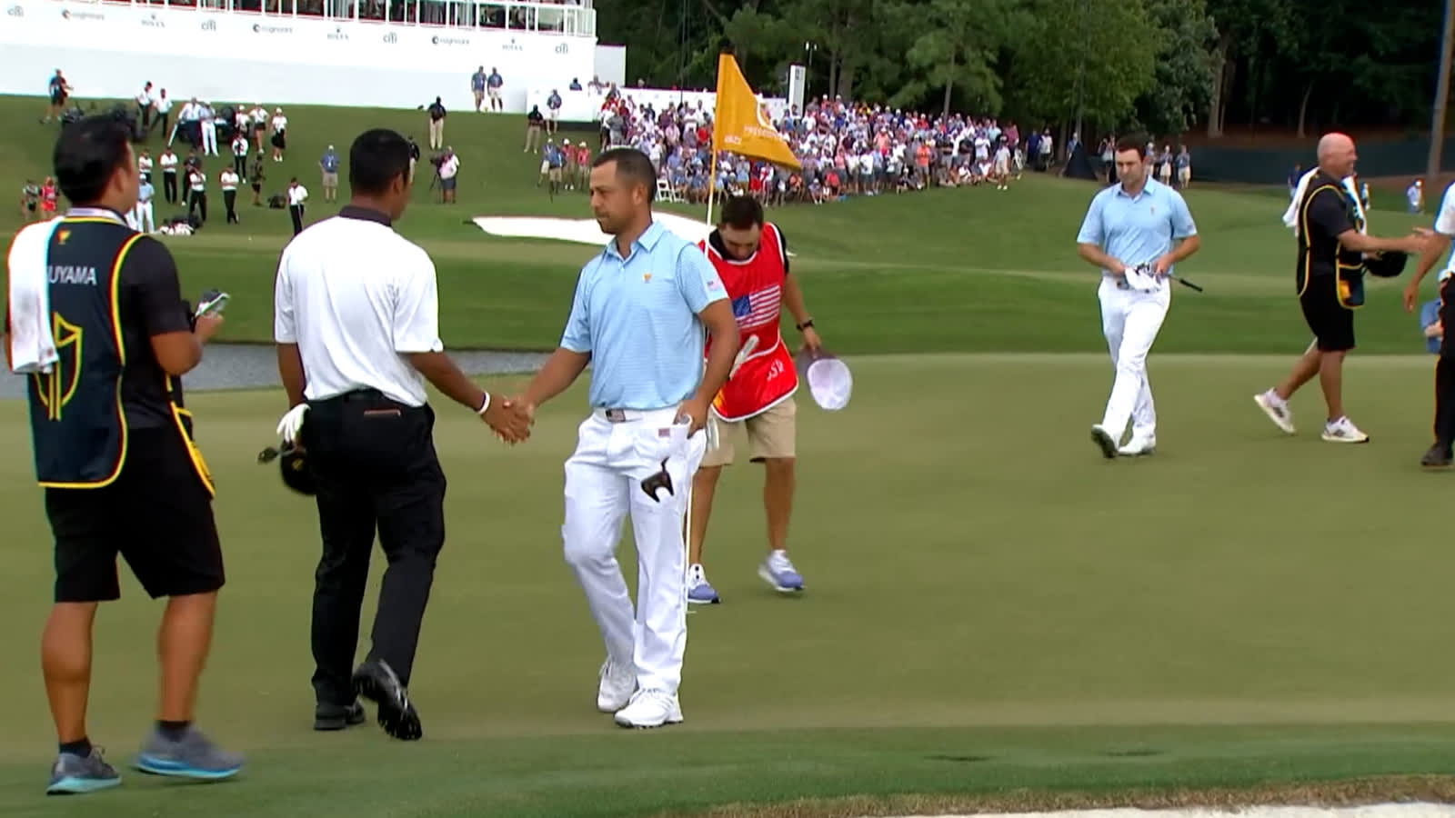 Cantlay/Schauffele sinks putt to win Foursomes match at Presidents Cup