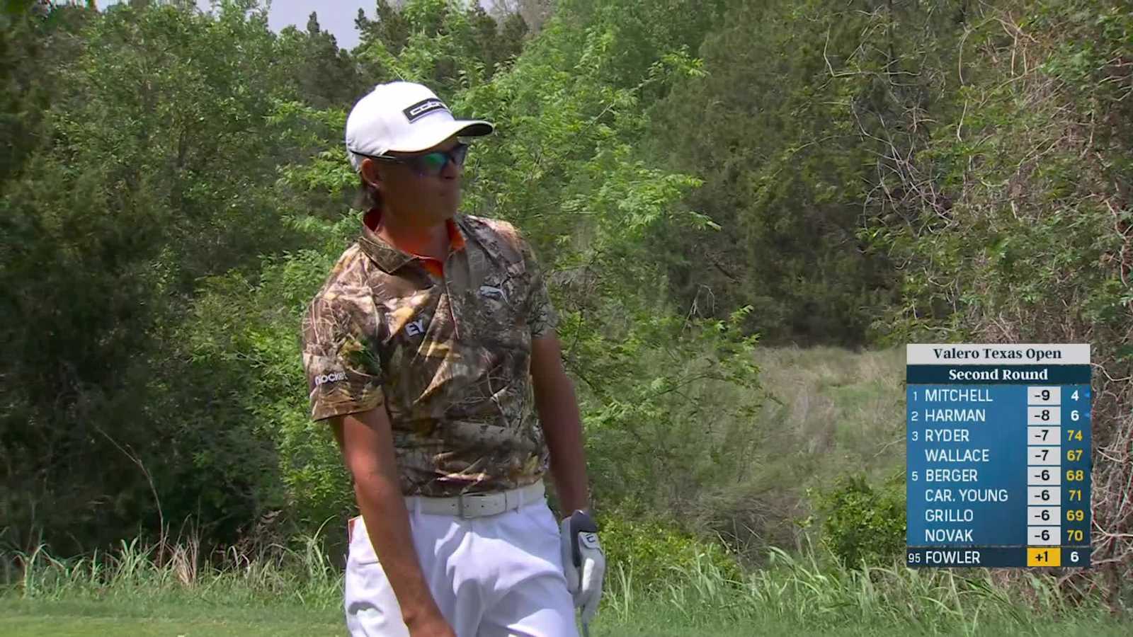 Rickie Fowler nearly aces with tight draw at flagstick at Valero