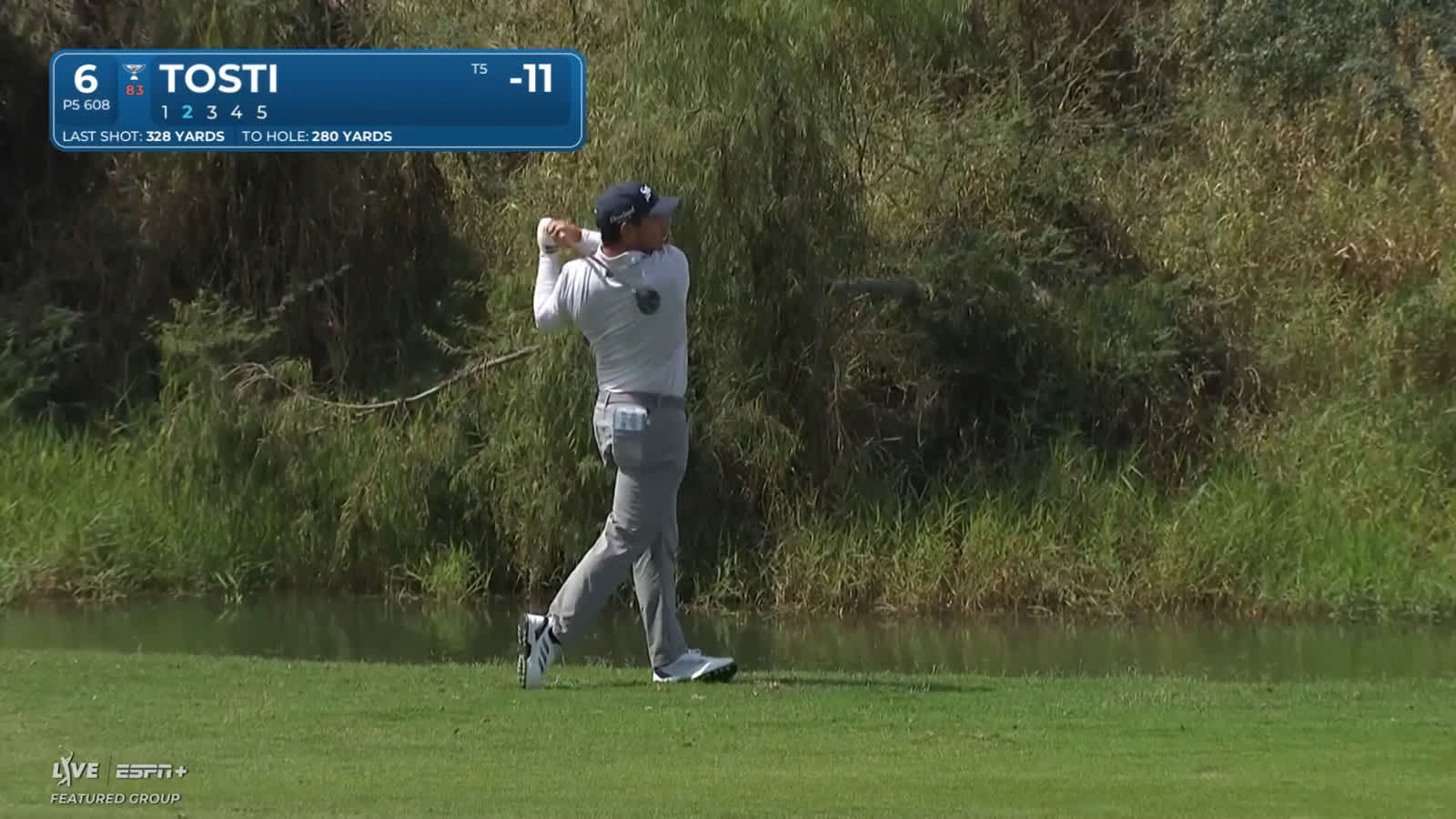 Alejandro Tosti reaches in two and yield's birdie at Mexico Open