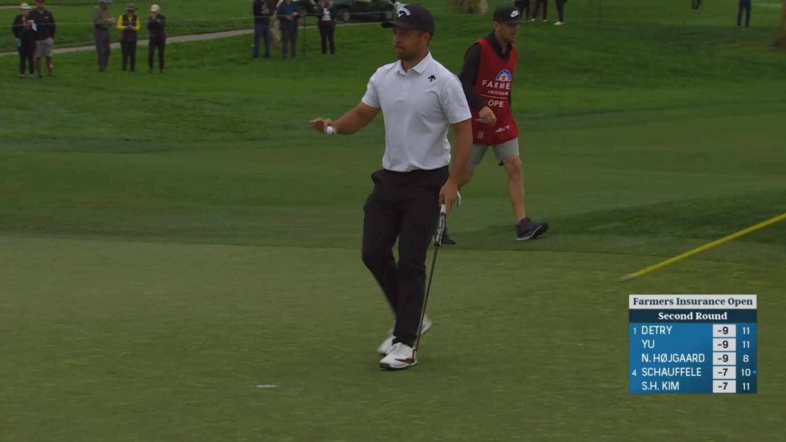 Xander Schauffele's approach checks up nicely setting up birdie at Farmers
