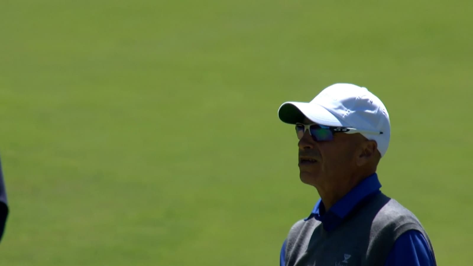 Rocco Mediate's second shot utilizes slope at the KitchenAid Senior PGA