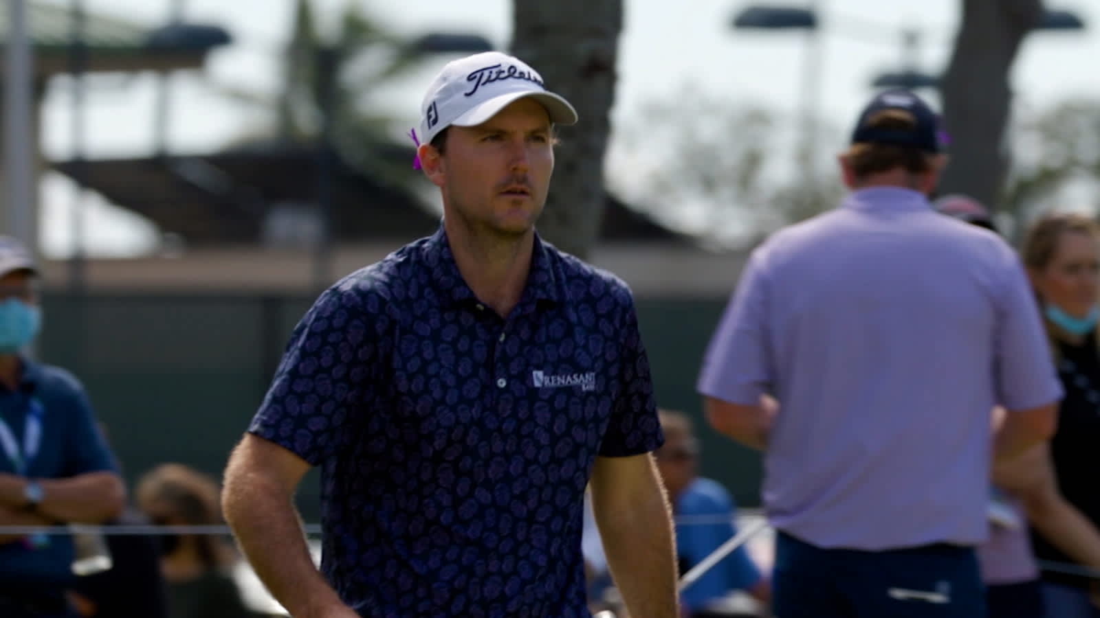 Russell Henley closes with 29-foot eagle putt at Sony Open