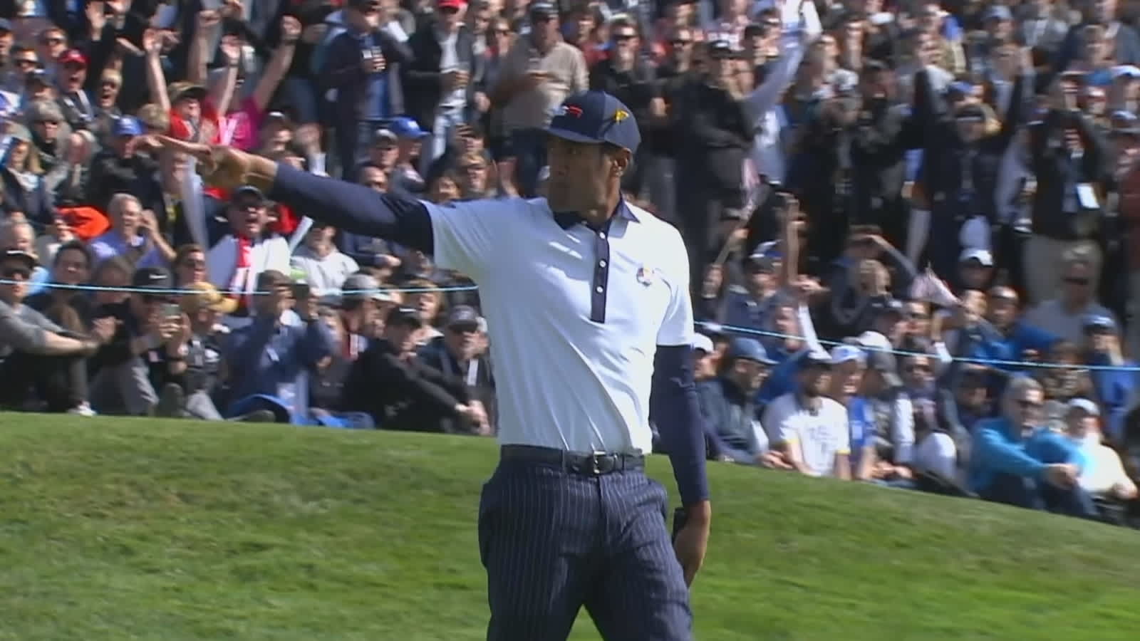 Tony Finau's solid birdie putt on No. 16 at the Ryder Cup