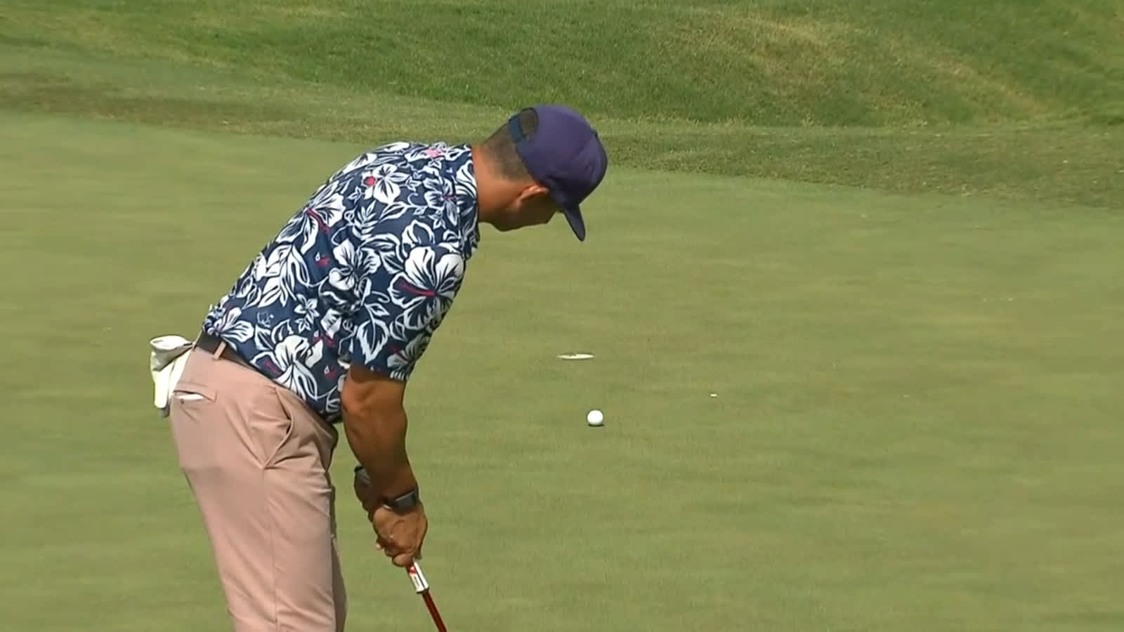 Matthew Picanso drains birdie putt at BMW Charity Pro-Am