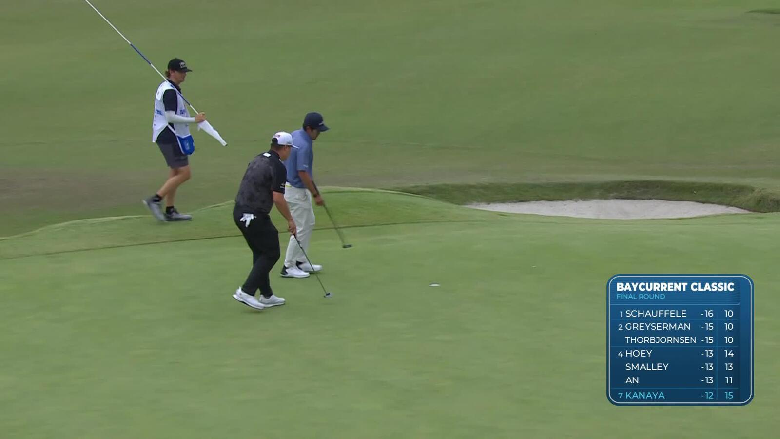 Takumi Kanaya holes lengthy birdie putt at Baycurrent