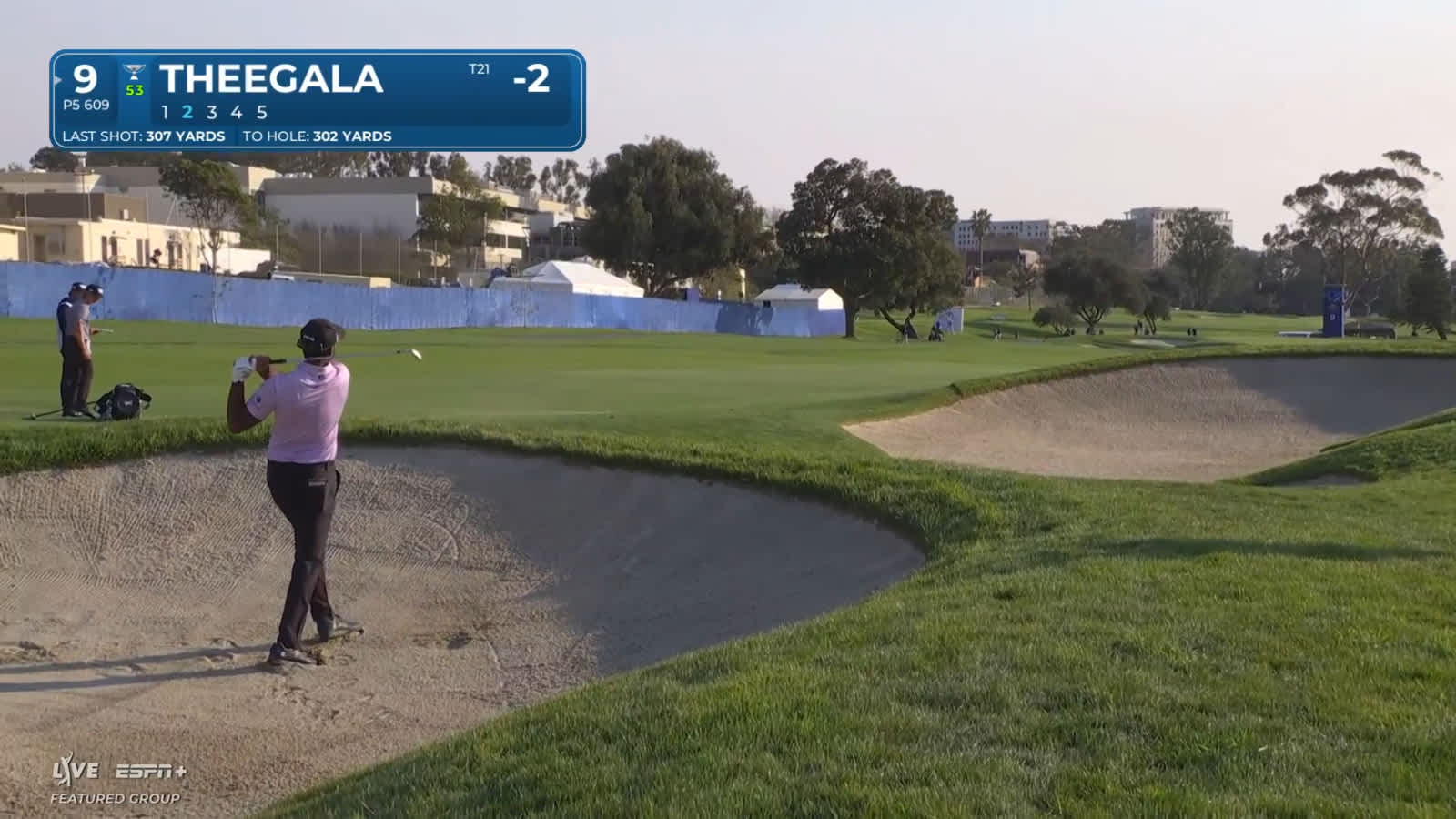 Sahith Theegala converts birdie from fairway bunker at Farmers