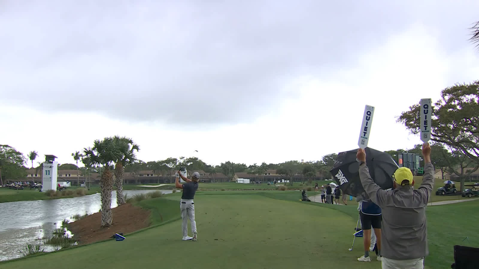 Jake Knapp throws a dart to set up birdie at Cognizant Classic