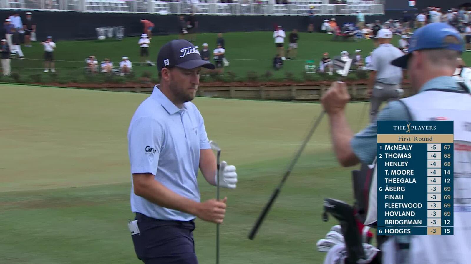 Lee Hodges pours in 6-foot birdie putt on No. 16 at THE PLAYERS