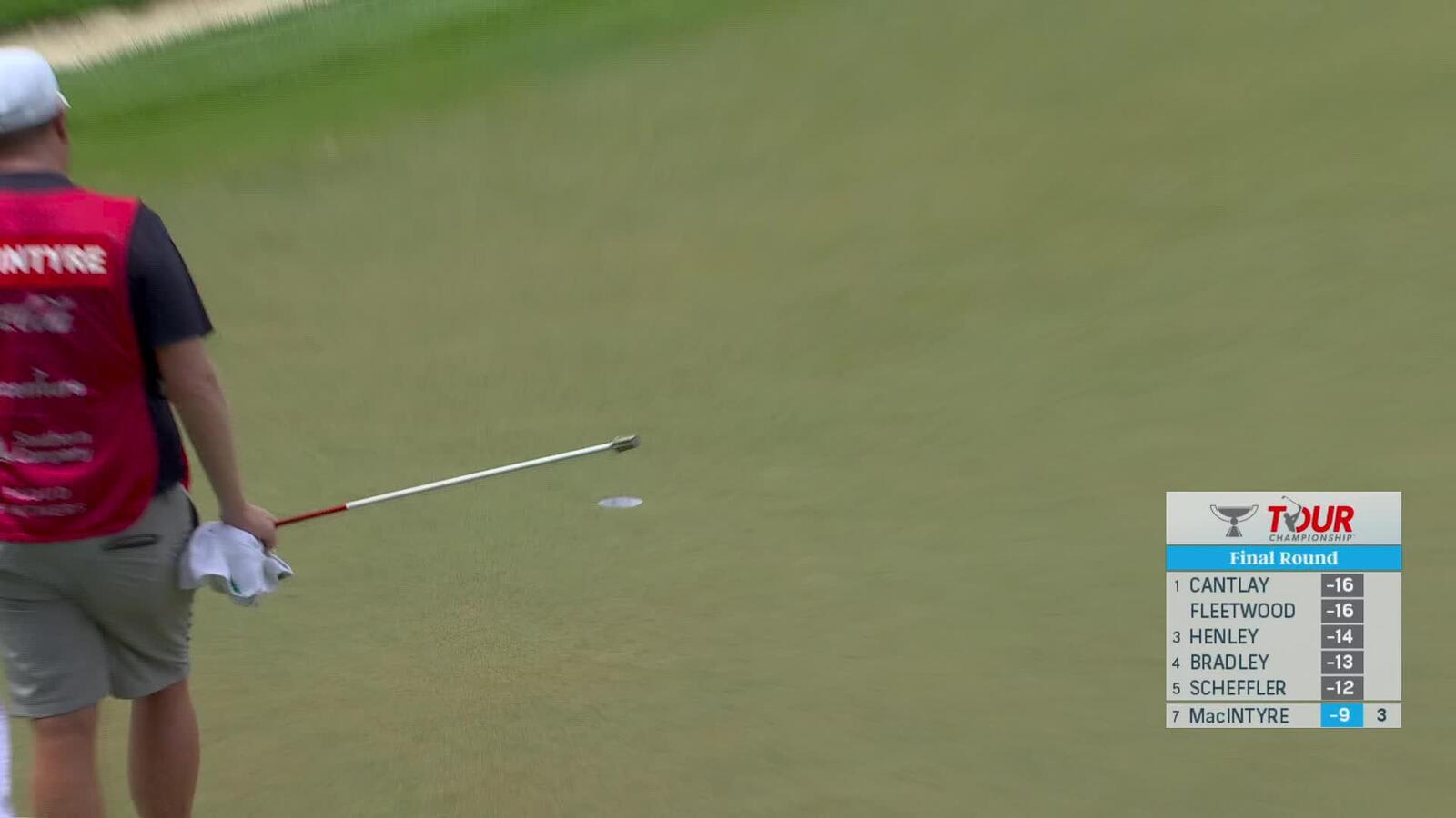 Robert MacIntyre sinks 47-foot birdie putt at TOUR Championship