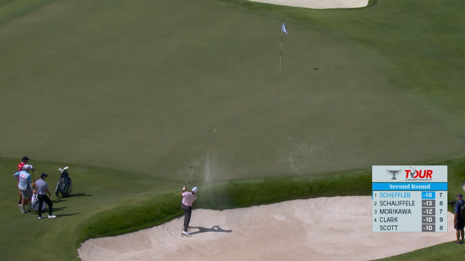 Scottie Scheffler's saucy bunker play yields birdie at TOUR Championship
