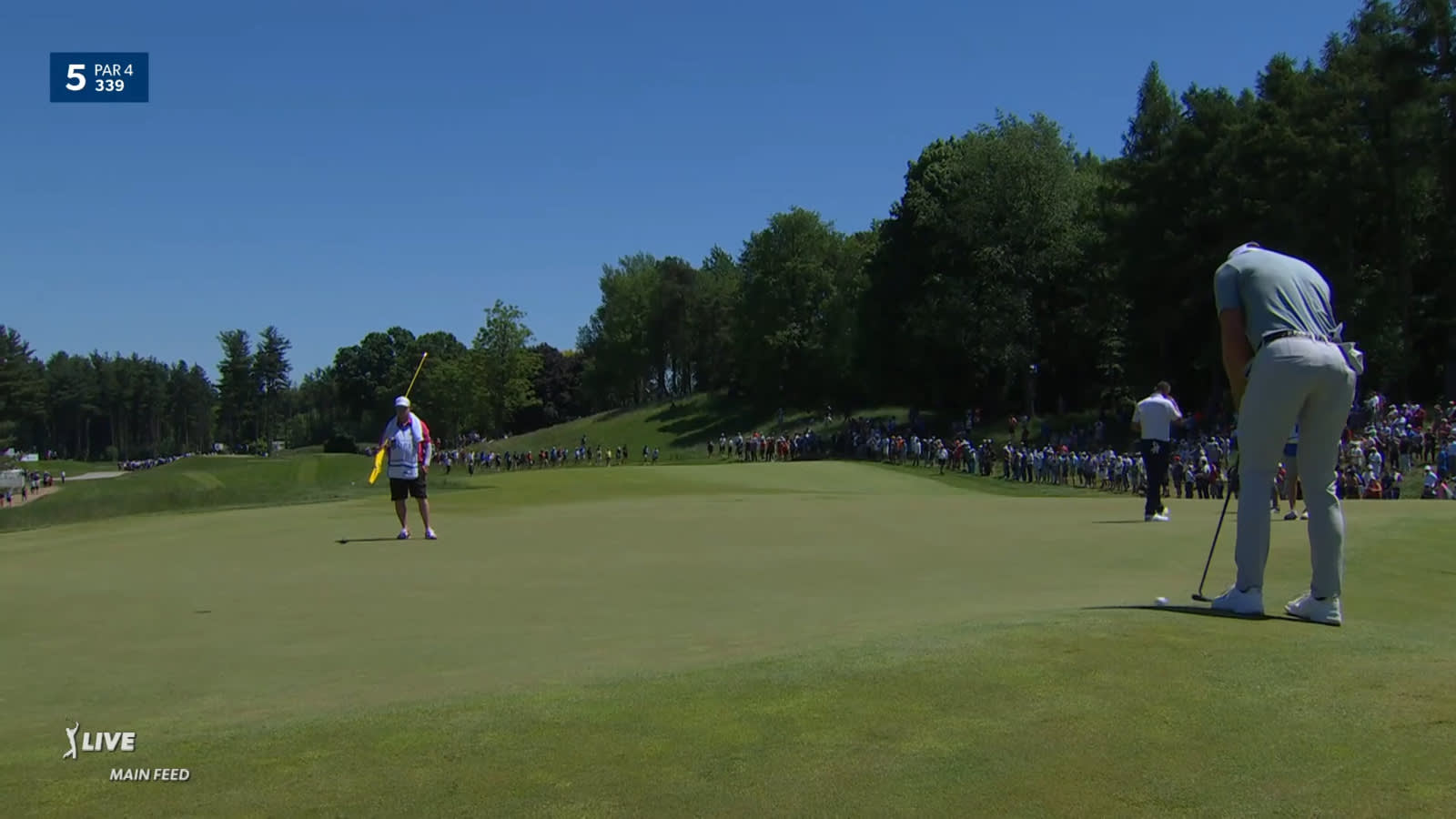 Sam Burns holes 18-foot birdie from the fringe at RBC Canadian