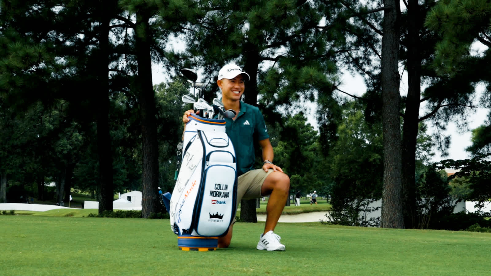 What's in Collin Morikawa's bag?