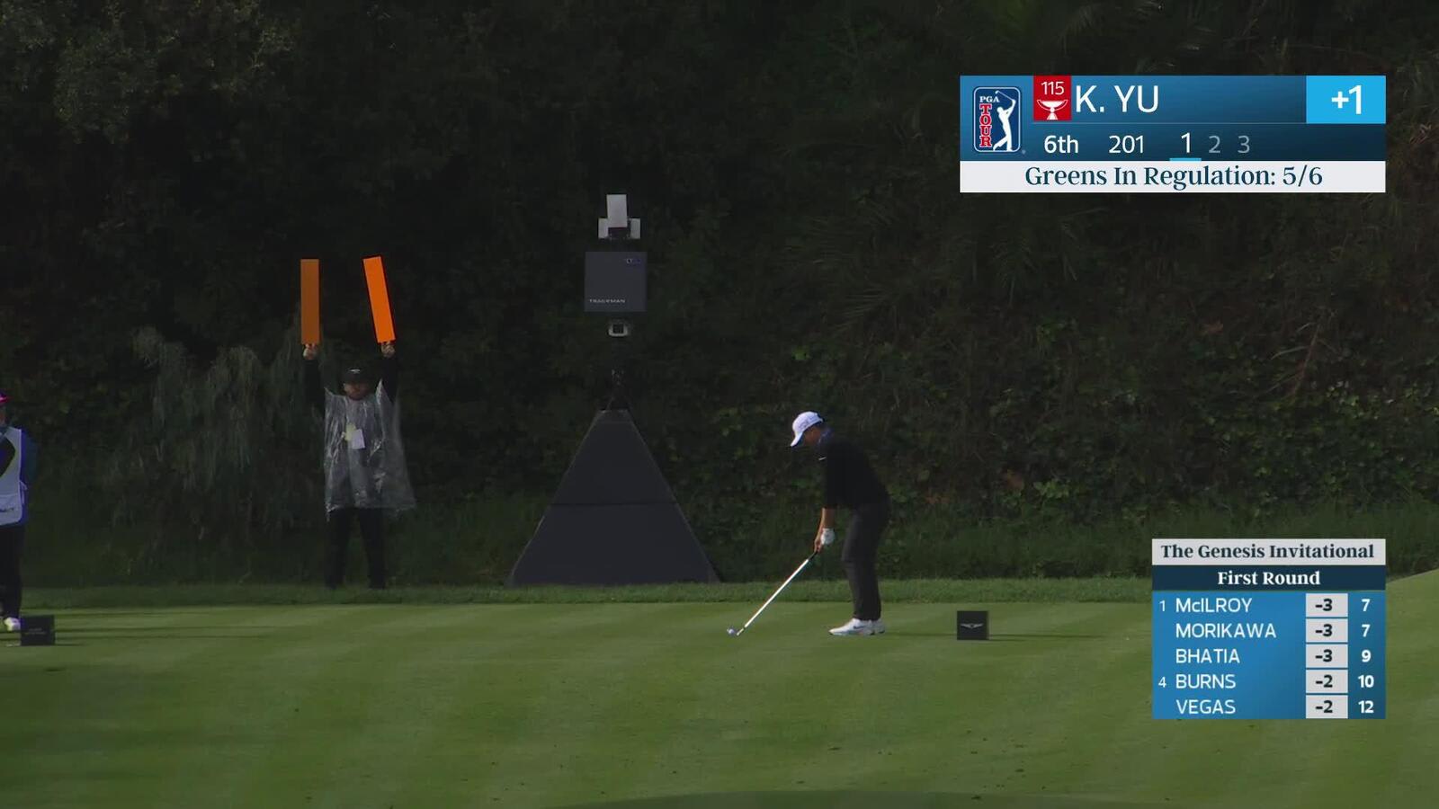 Kevin Yu's 201-yard tee shot almost goes in for ace at No. 6 at The Genesis