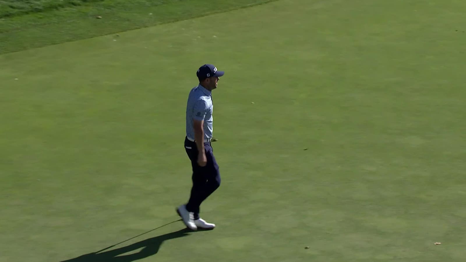 Callum Tarren taps in for birdie at Fortinet Championship