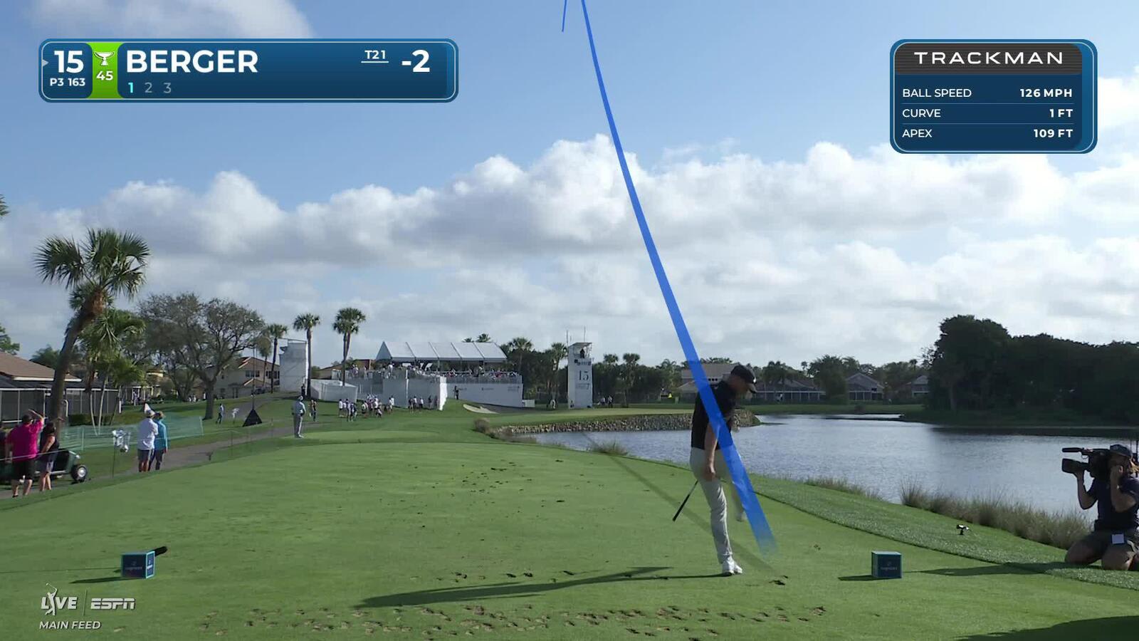Daniel Berger chips in for birdie at No. 15 at Cognizant Classic