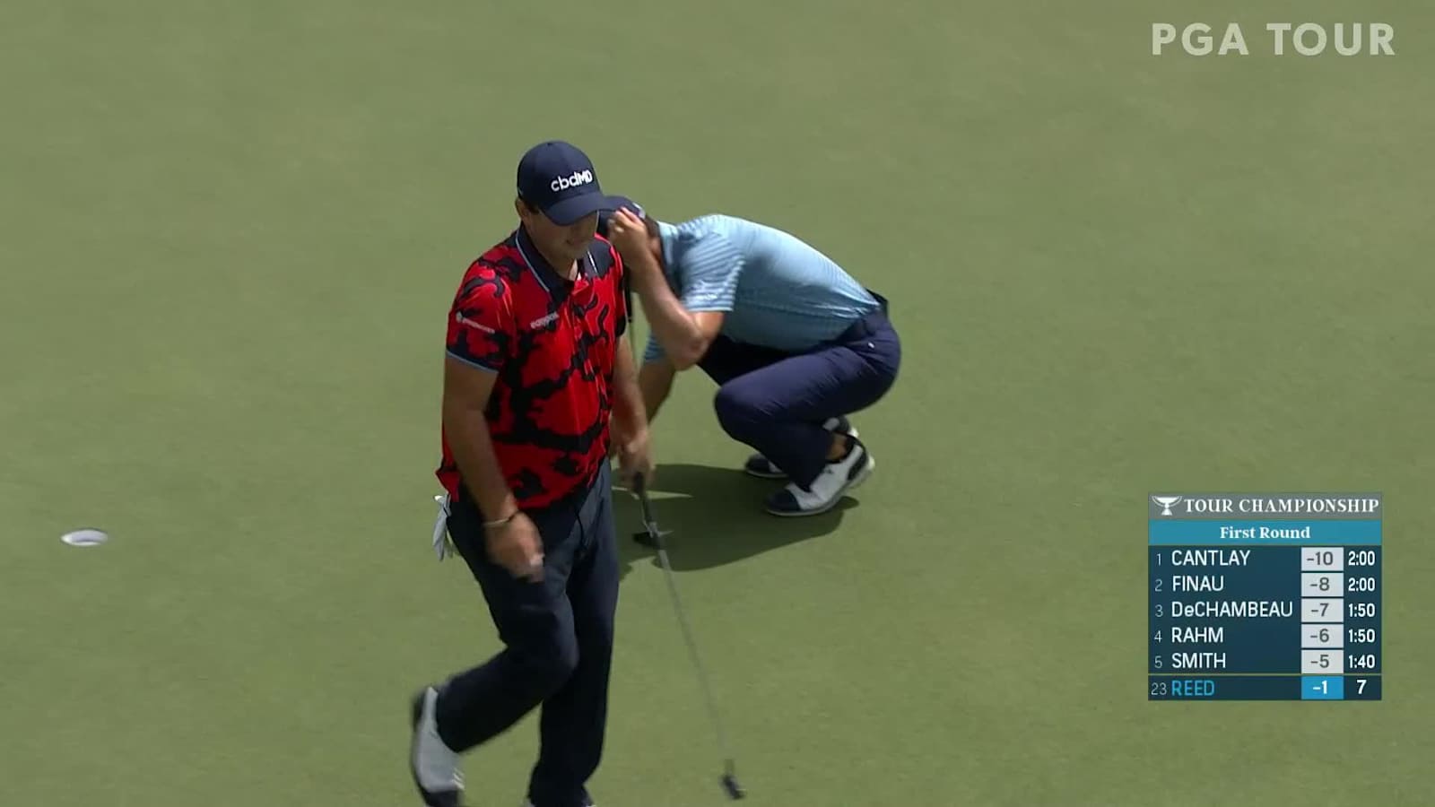 Patrick Reed holes 11-foot birdie putt at TOUR Championship