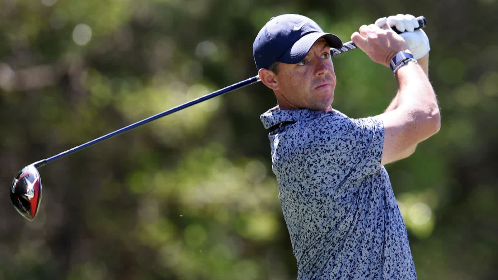 PGA TOUR players making par 4s look like par 3s