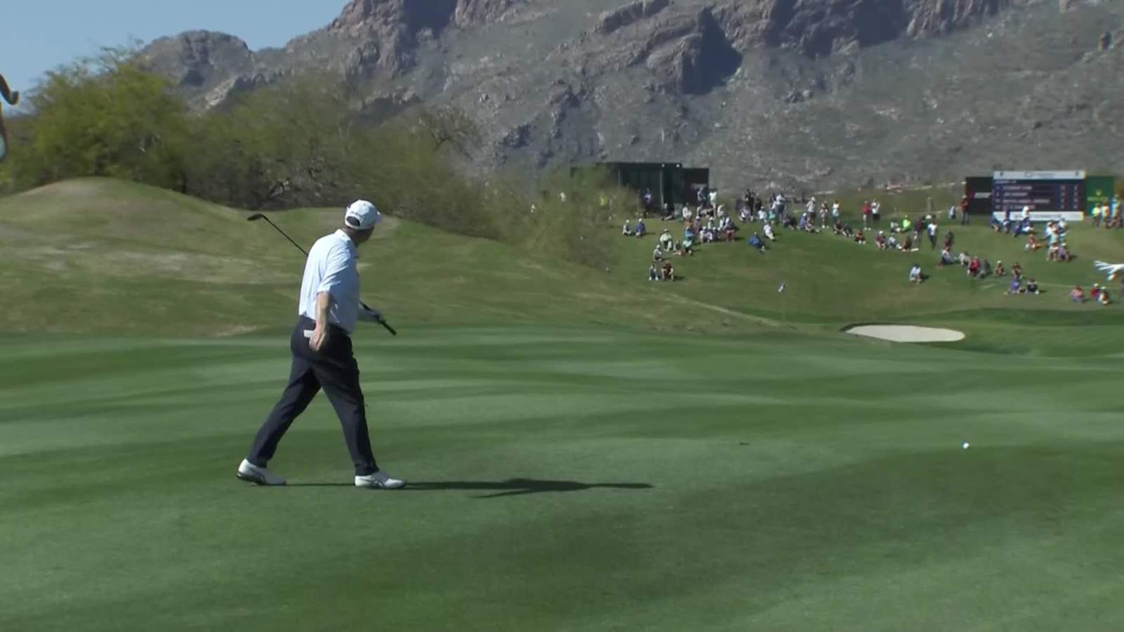 Joe Durant gets up-and-down for birdie at Cologuard