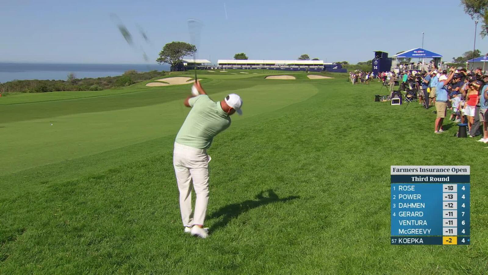 Brooks Koepka sinks 18-foot birdie putt on No. 14 at Farmers