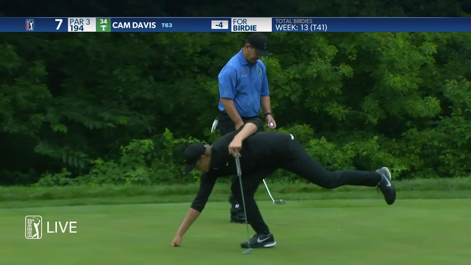 Cameron Davis throws a dart to set up birdie at John Deere