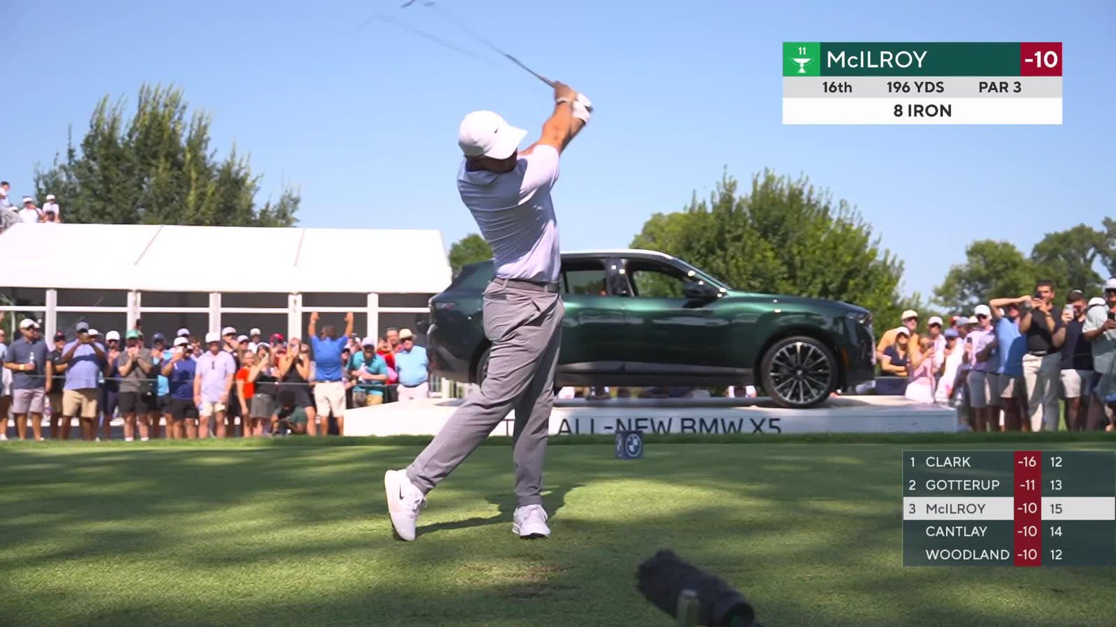Rory McIlroy drains 26-foot birdie putt on No. 16 at BMW Championship