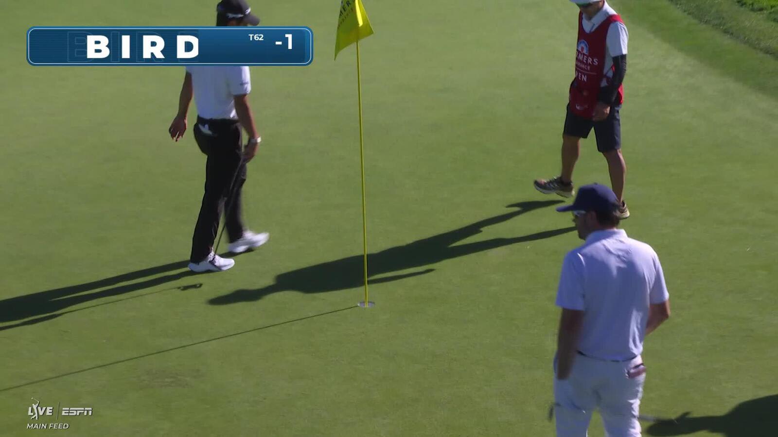 Marcelo Rozo chips in from rough for birdie on No. 11 at Farmers