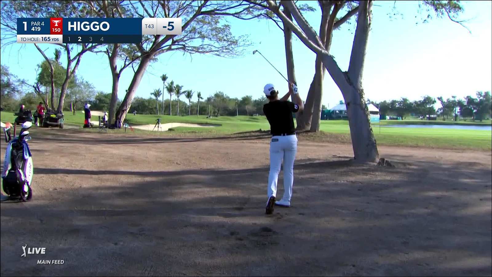 Garrick Higgo makes it look easy from the dirt to set up birdie at Mexico Open