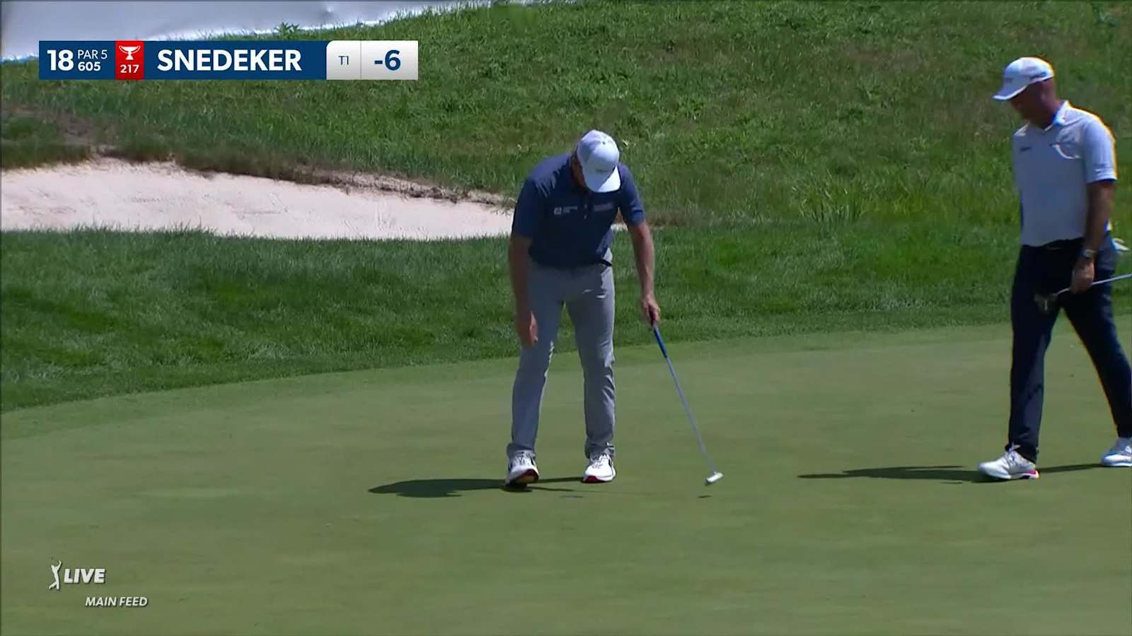 Brandt Snedeker makes birdie on No. 18 at 3M Open