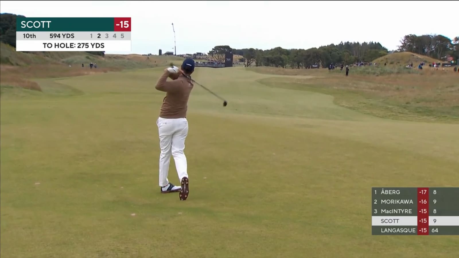 Adam Scott makes short putt for birdie at Genesis Scottish Open