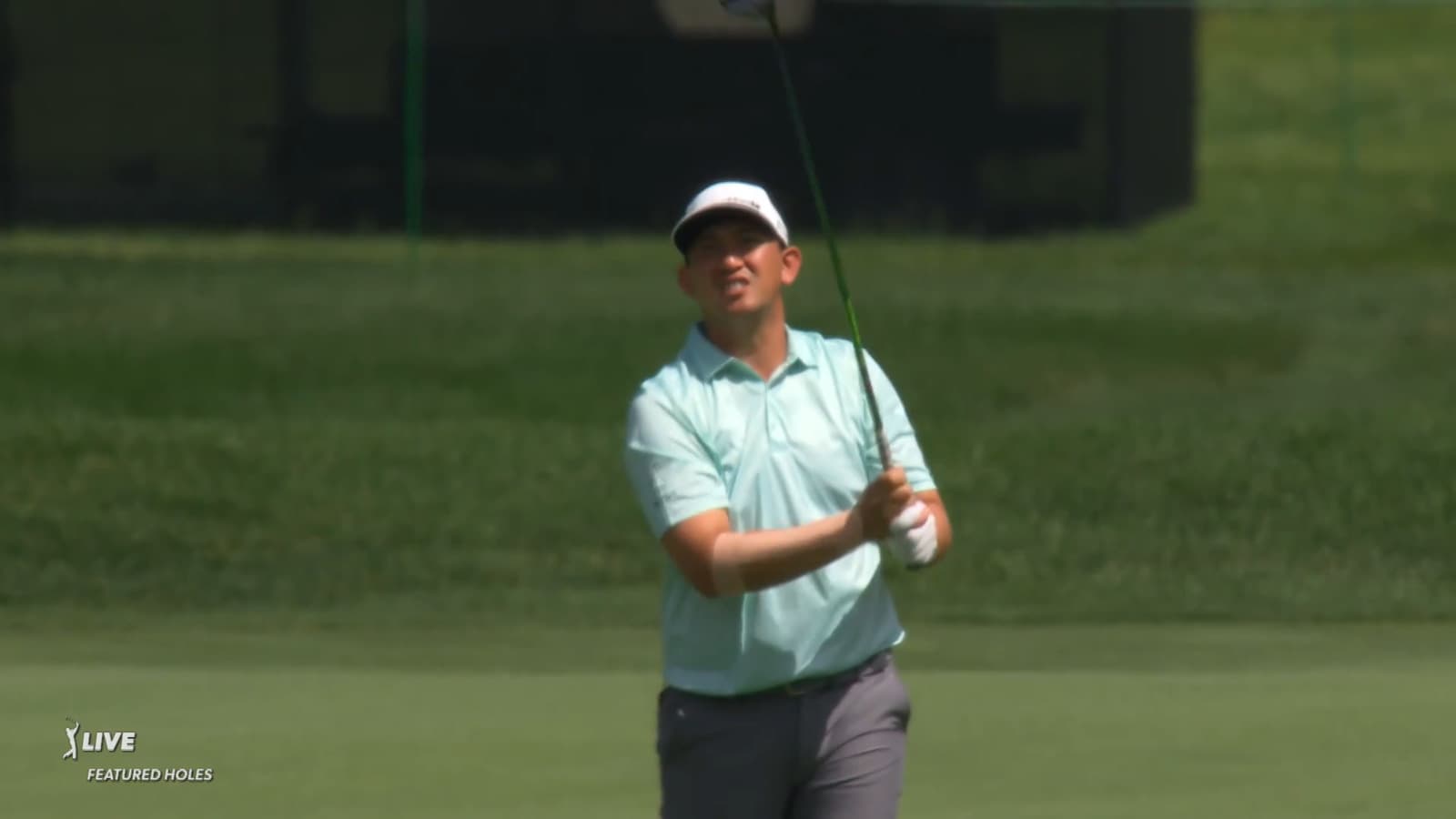 Rico Hoey reaches green in two leading to birdie at Rocket Mortgage