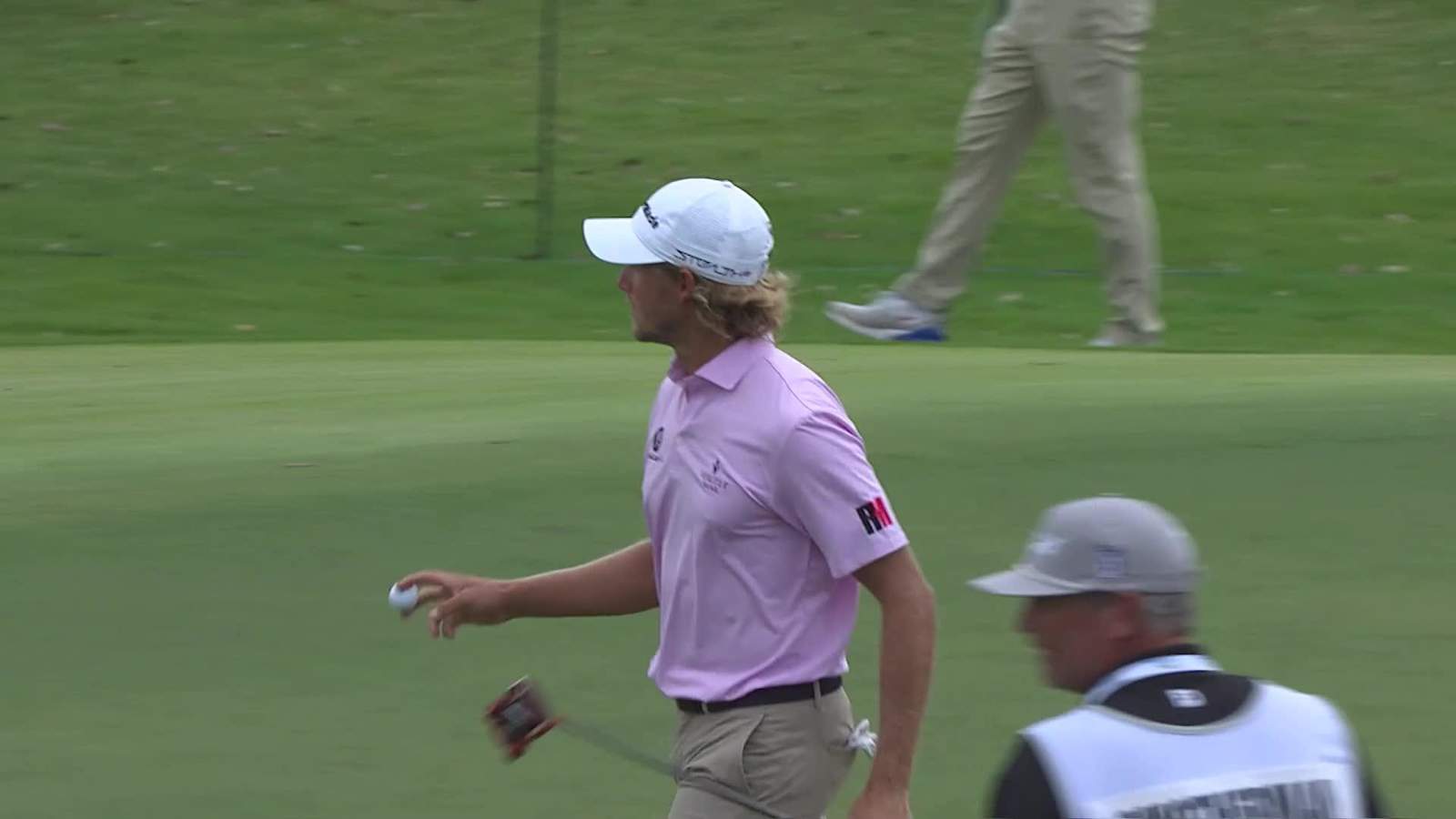 Austin Smotherman makes short birdie putt at The RSM Classic