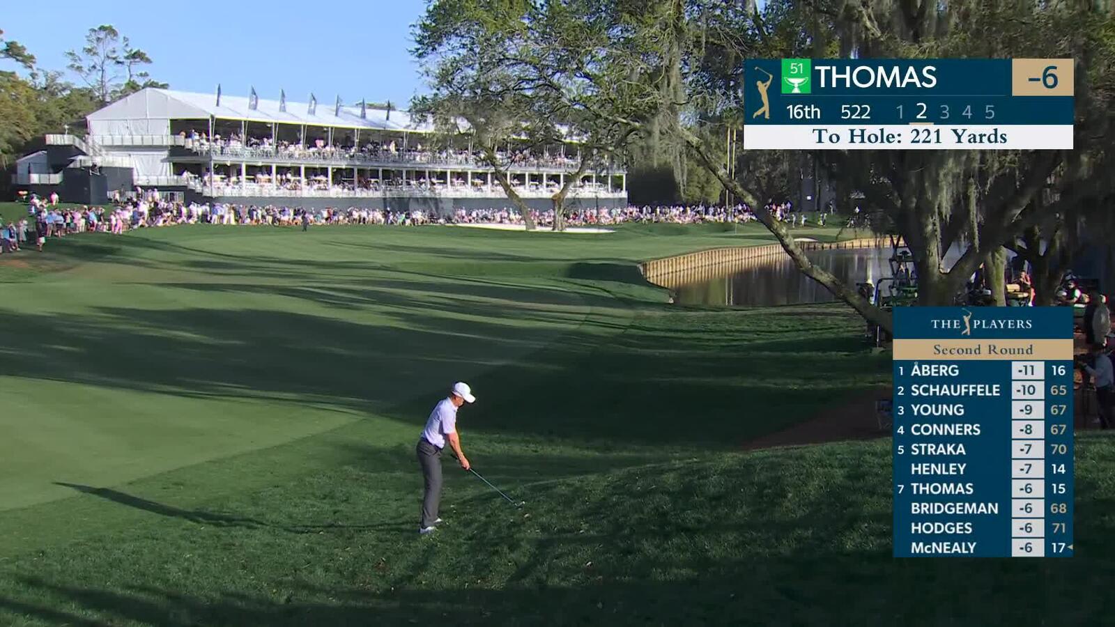 Justin Thomas makes 7-foot birdie putt on No. 16 at THE PLAYERS