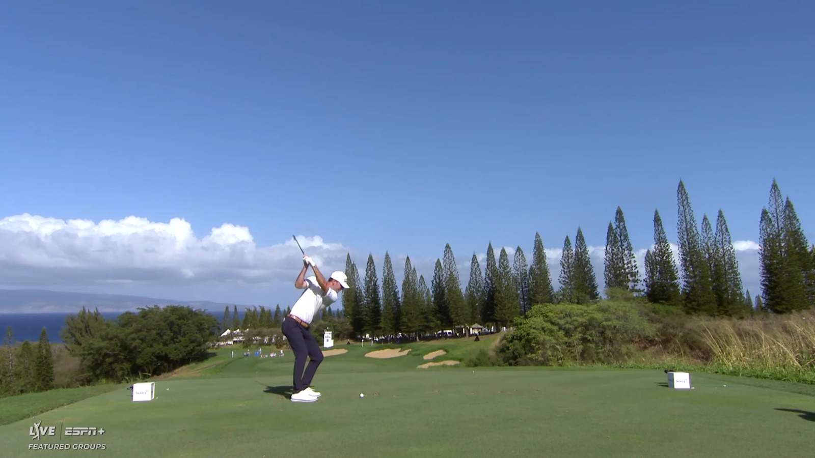 Austin Eckroat nearly aces, taps in birdie at The Sentry