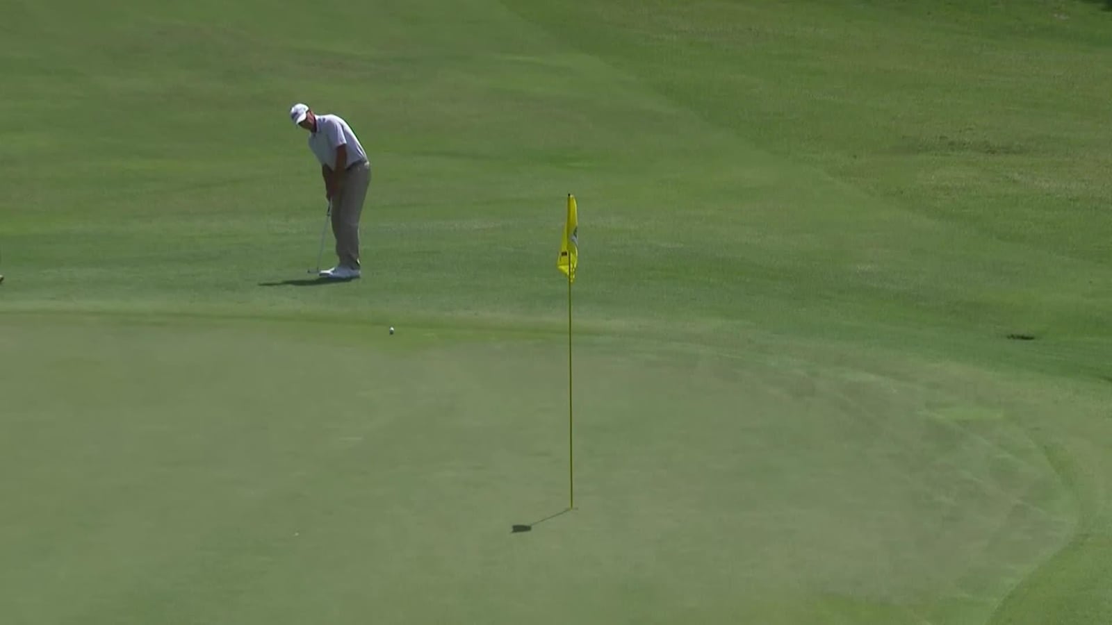 Steve Stricker putts from off of the green to set up birdie at Tradition