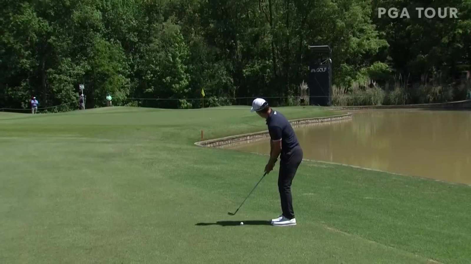 Mike Weir birdies No. 13 in Round 1 at Tradition