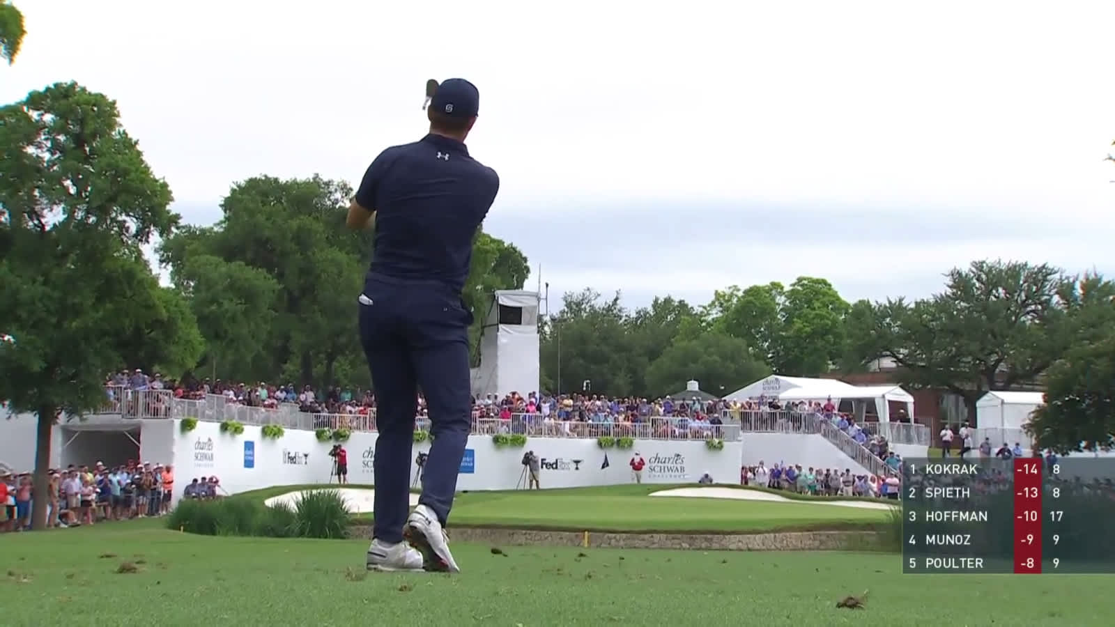 Jordan Spieth's 82-yard wedge to 1 foot leads to birdie at Charles Schwab
