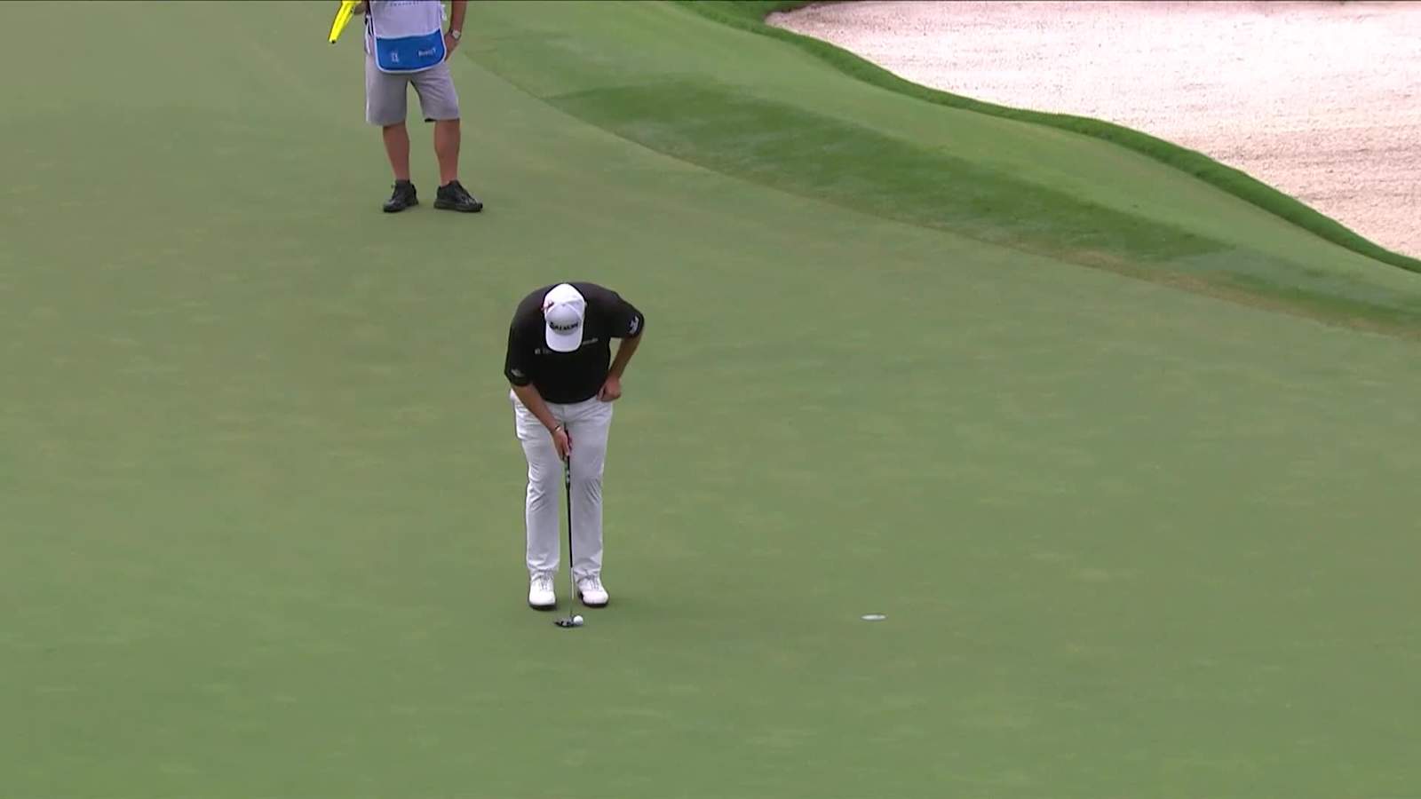 Shane Lowry makes birdie on No. 8 in Round 3 at Wyndham